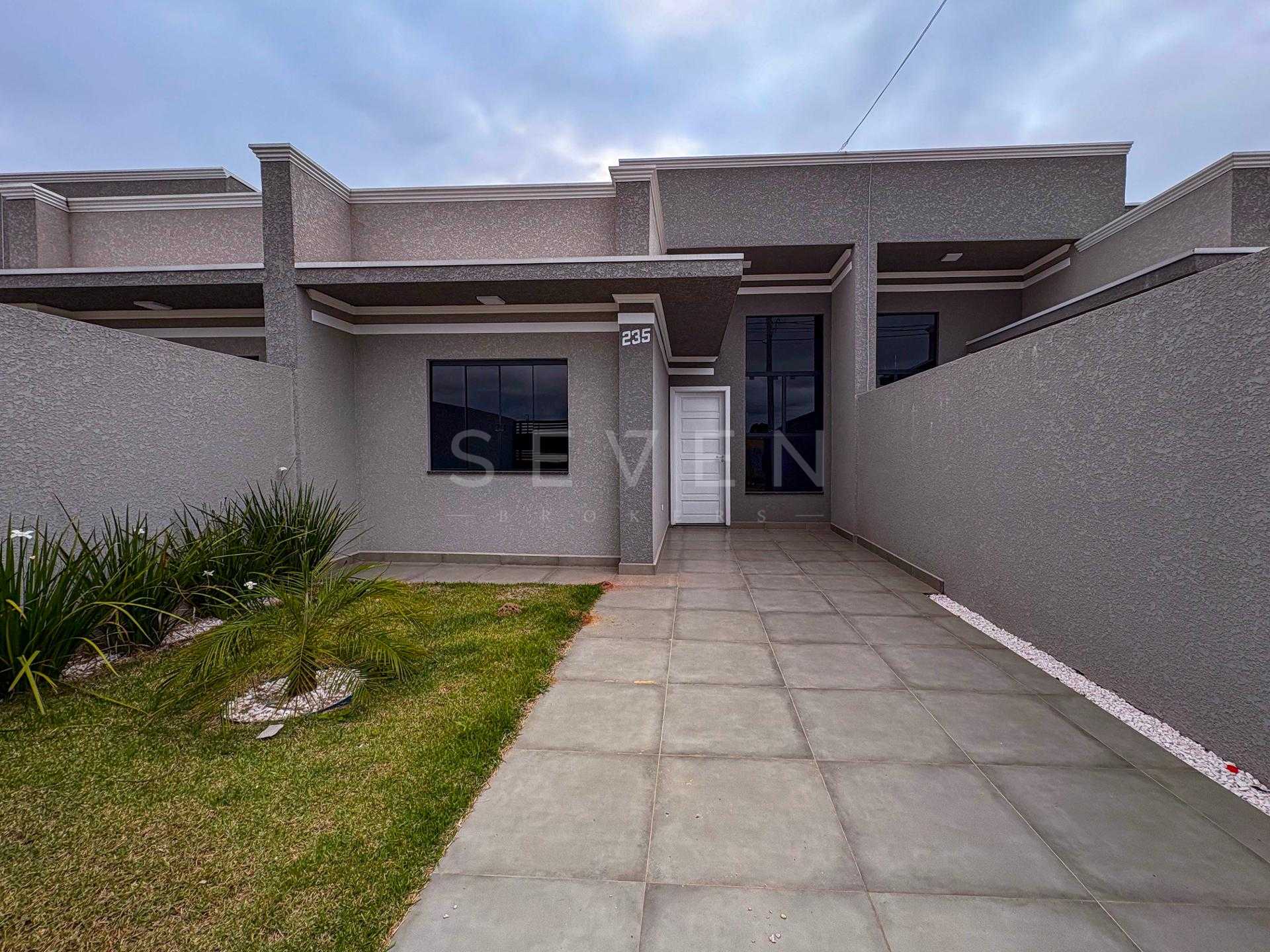 Casa Térrea com Área Gourmet Integrada  Bairro Estados, Fazen...