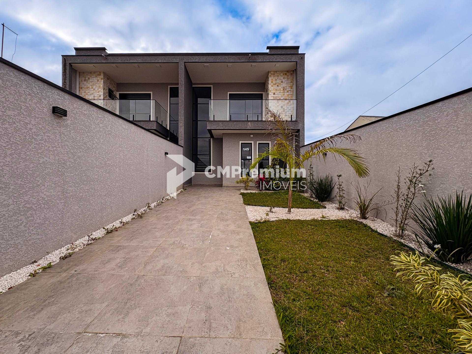 Sobrado Alto Padrão com Piscina e Paisagismo, Bairro Nações  ...