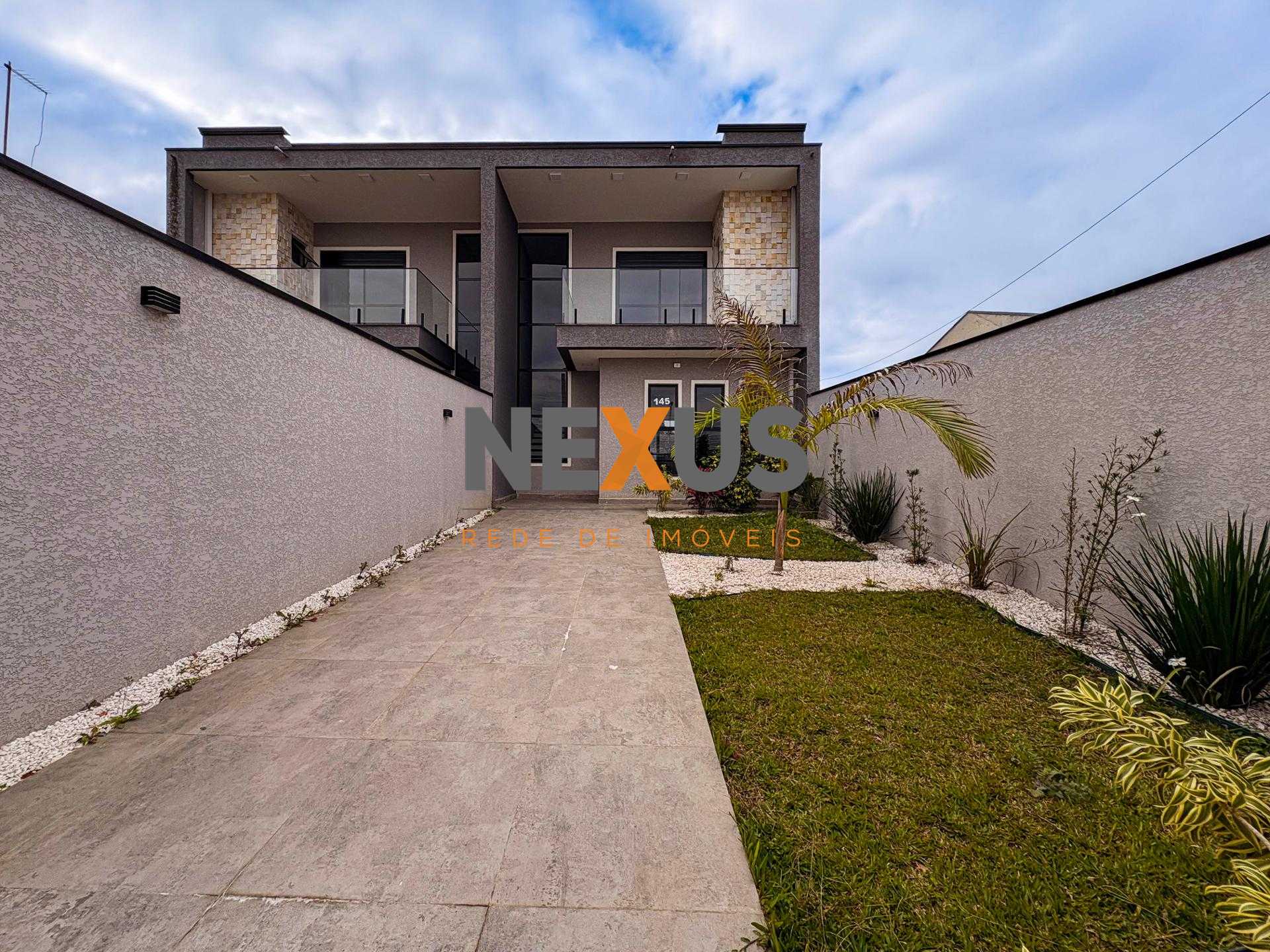 Sobrado Alto Padrão com Piscina e Paisagismo, Bairro Nações  ...