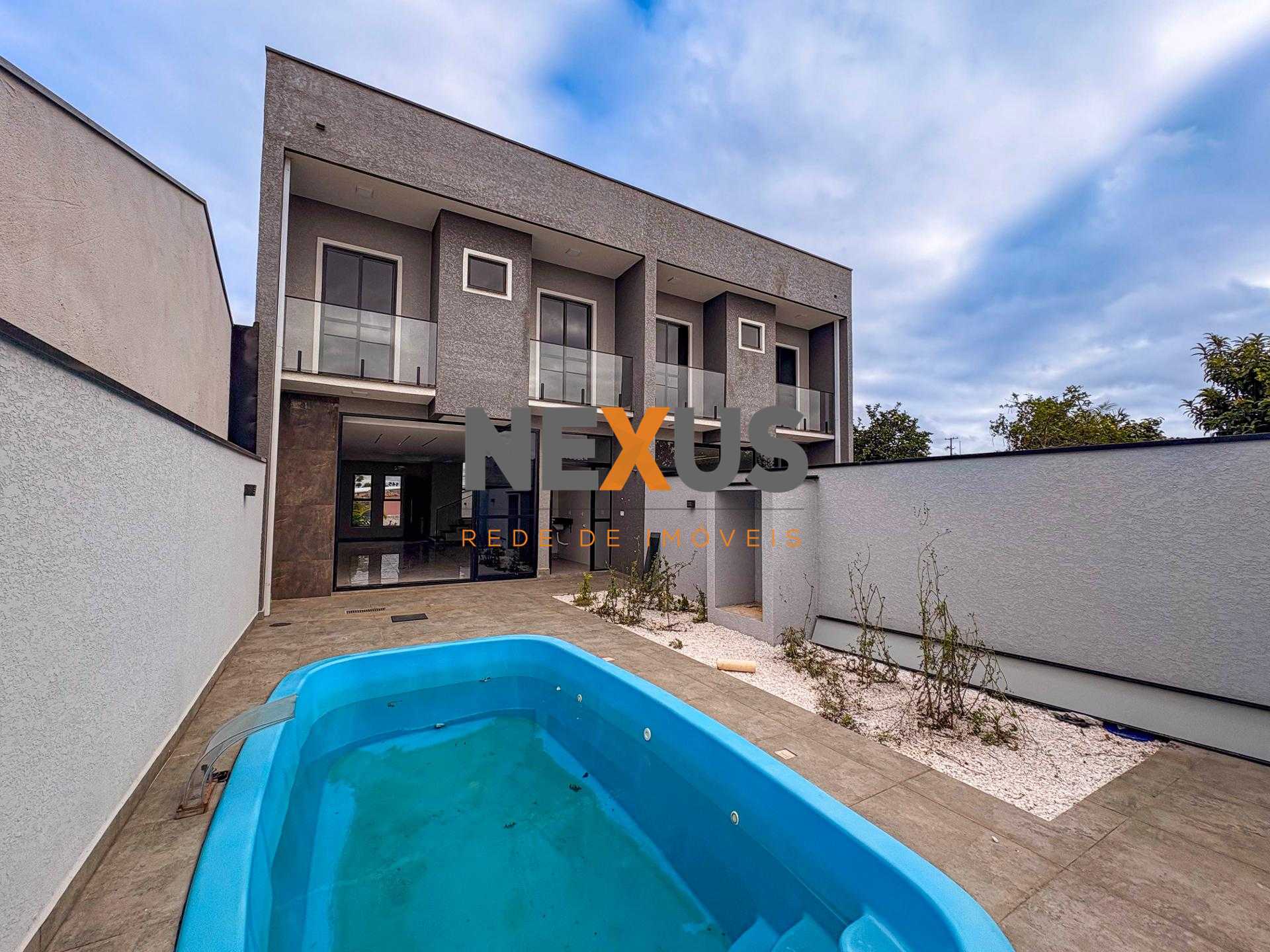 Sobrado Alto Padrão com Piscina e Paisagismo, Bairro Nações  ...