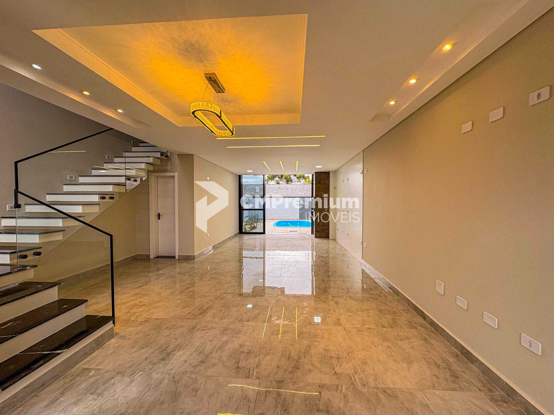 Sobrado Alto Padrão com Piscina e Paisagismo, Bairro Nações  ...