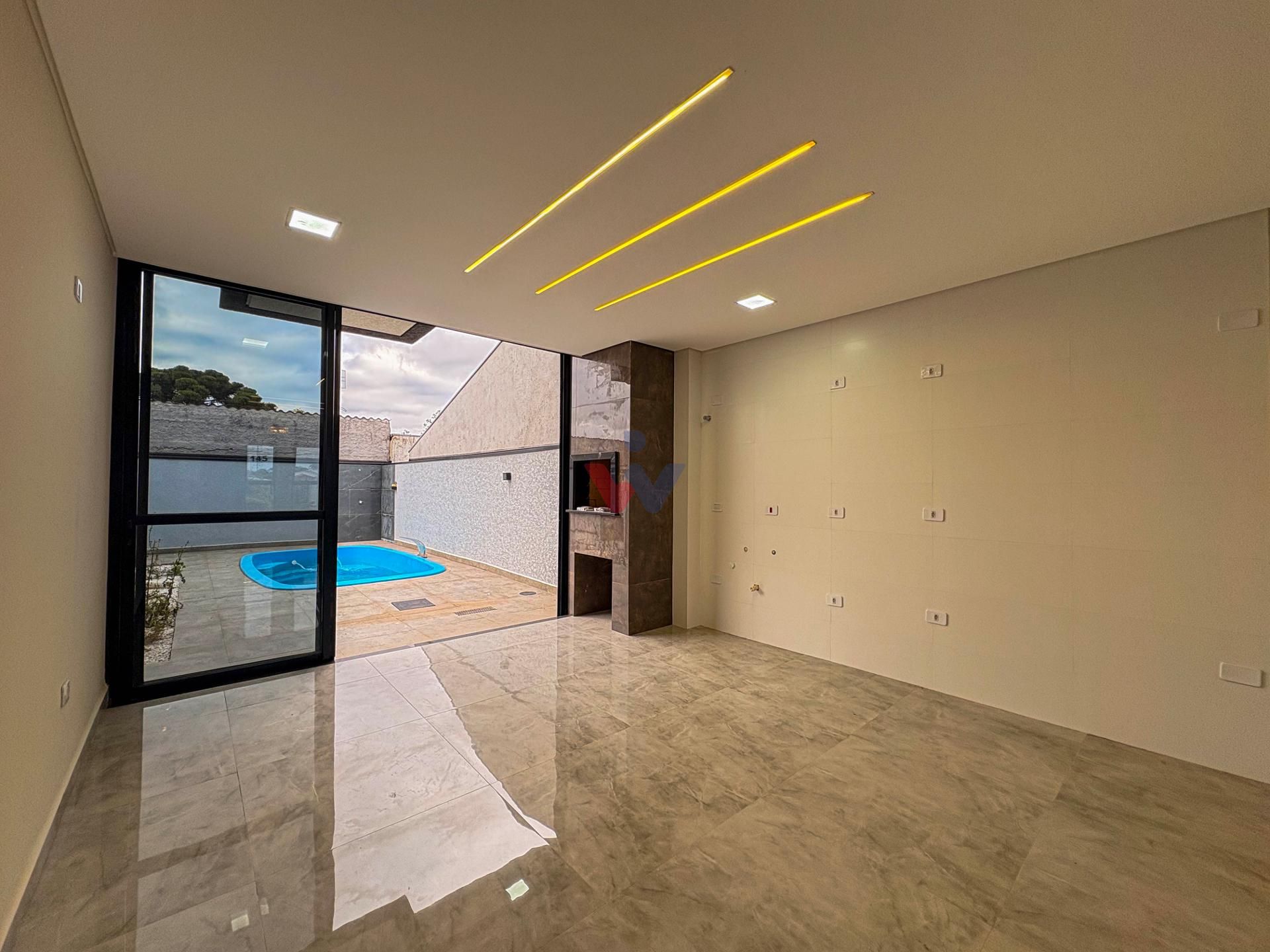 Sobrado Alto Padrão com Piscina e Paisagismo, Bairro Nações  ...