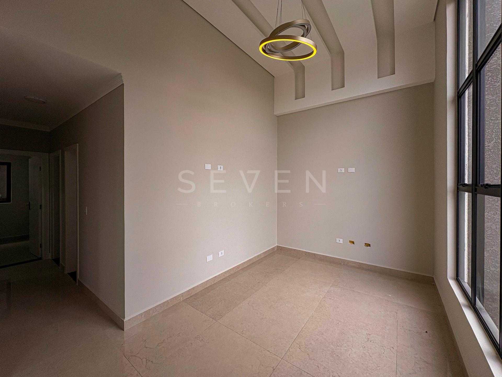 Casa com Piscina à Venda, Green Field, Bairro Eucaliptos, Faze...