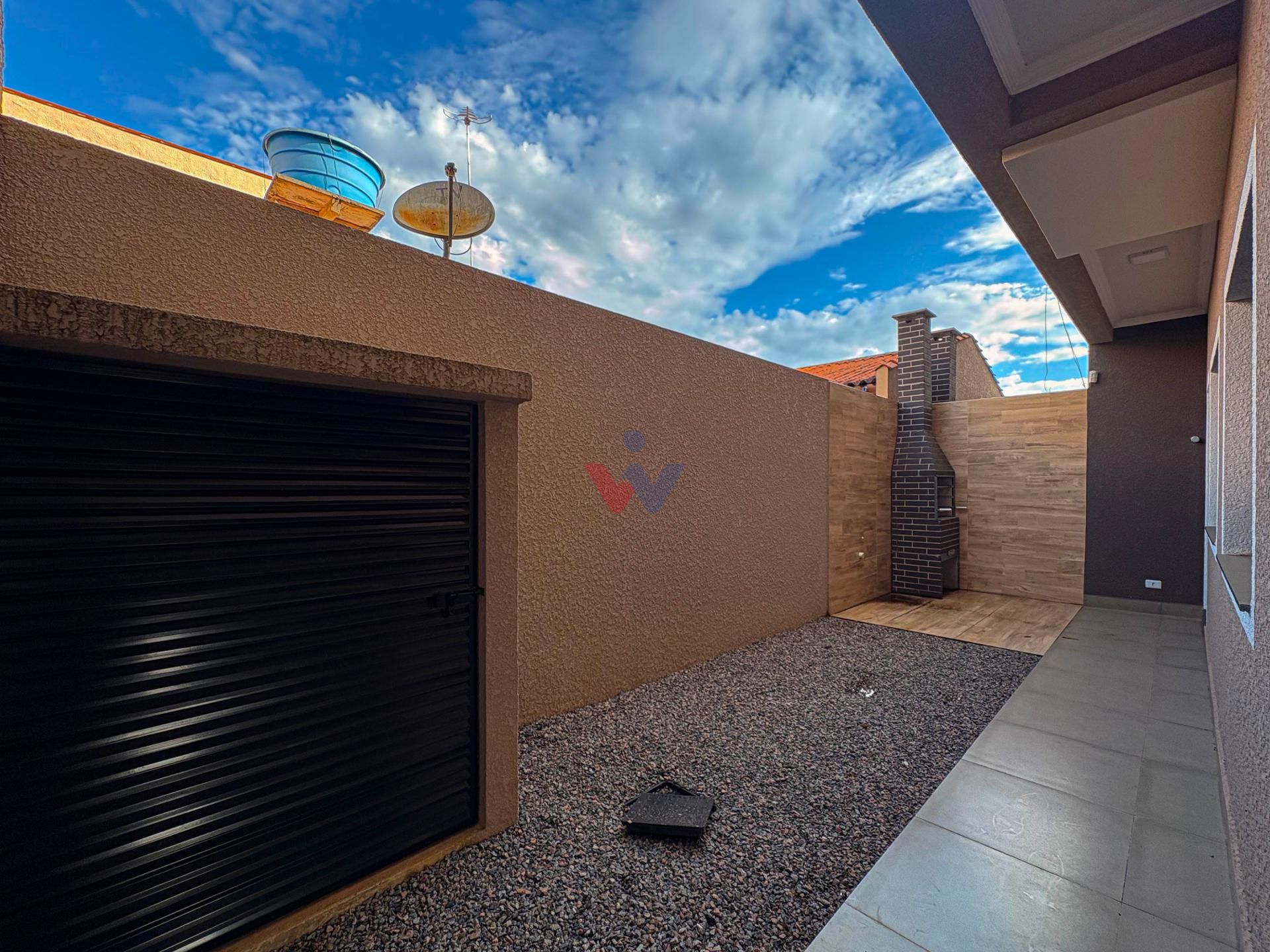 Sobrado à Venda no Bairro Santa Terezinha, Fazenda Rio Grande