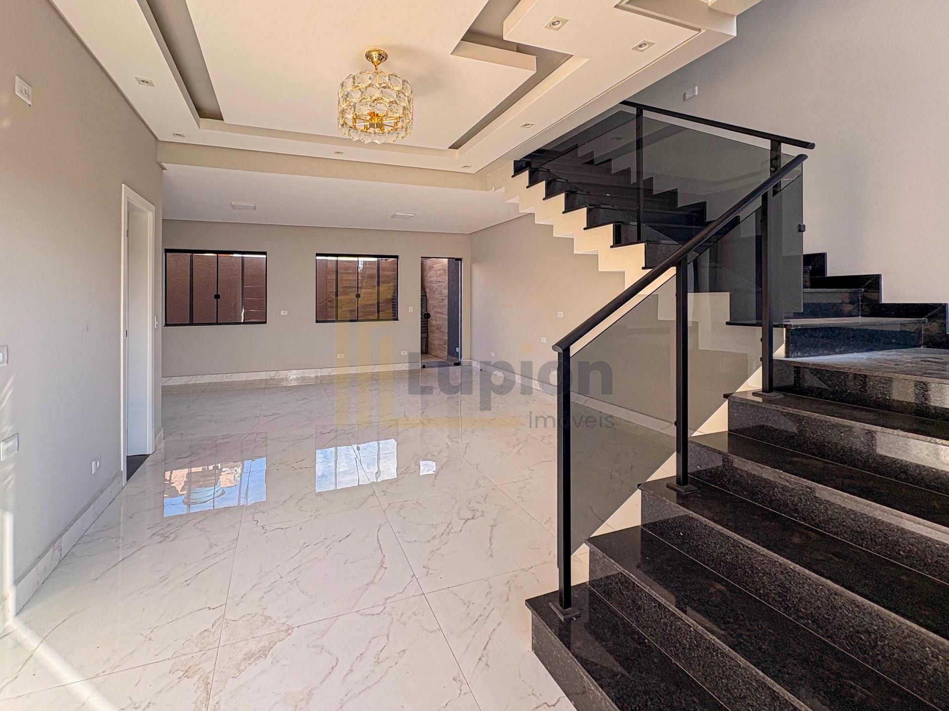 Sobrado à Venda no Bairro Santa Terezinha, Fazenda Rio Grande