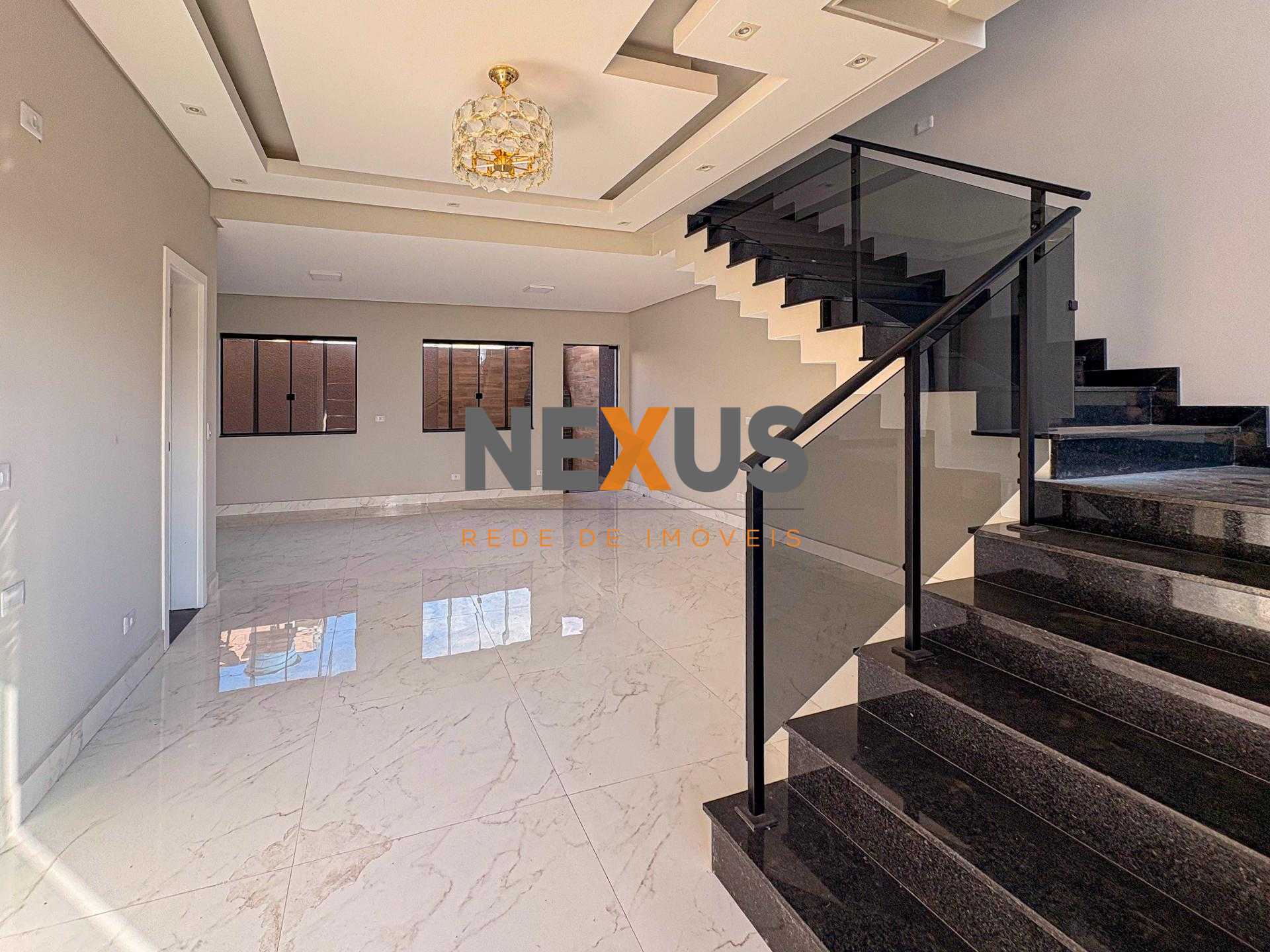 Sobrado à Venda no Bairro Santa Terezinha, Fazenda Rio Grande