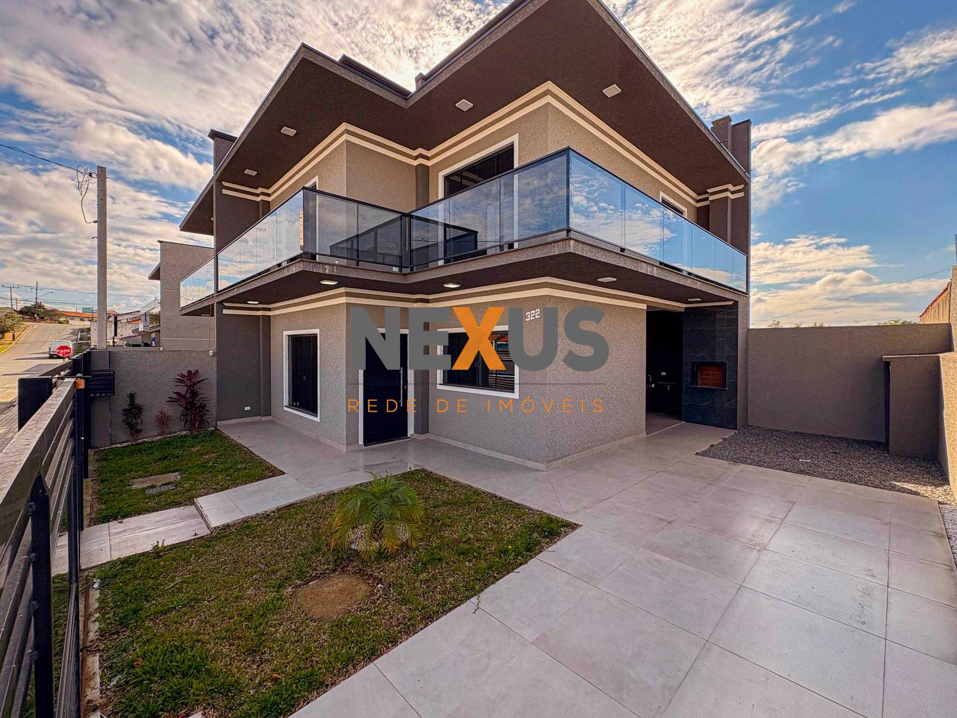 Sobrado à Venda no Bairro Iguaçu, Fazenda Rio Grande PR