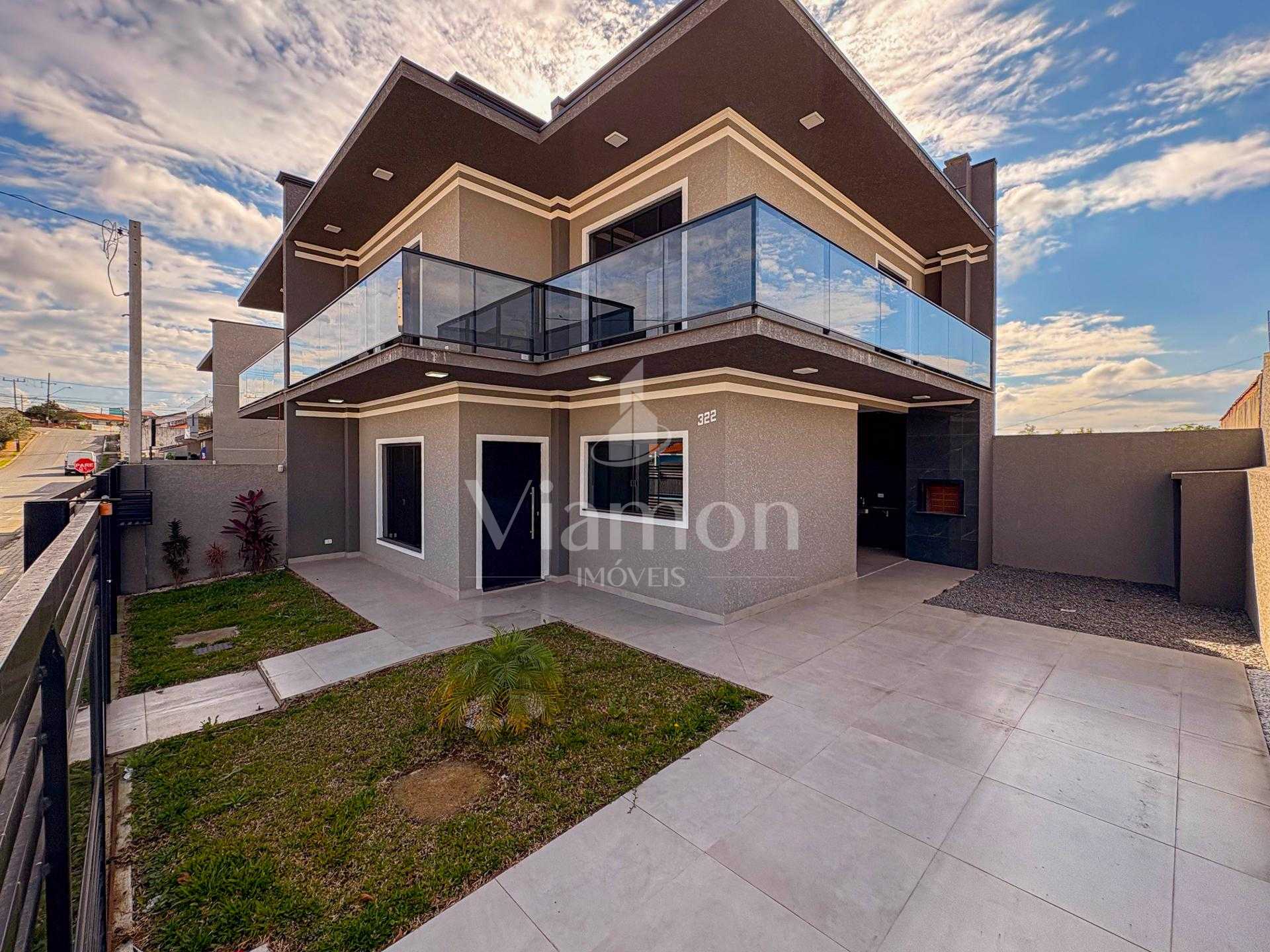 Sobrado à Venda no Bairro Iguaçu, Fazenda Rio Grande PR