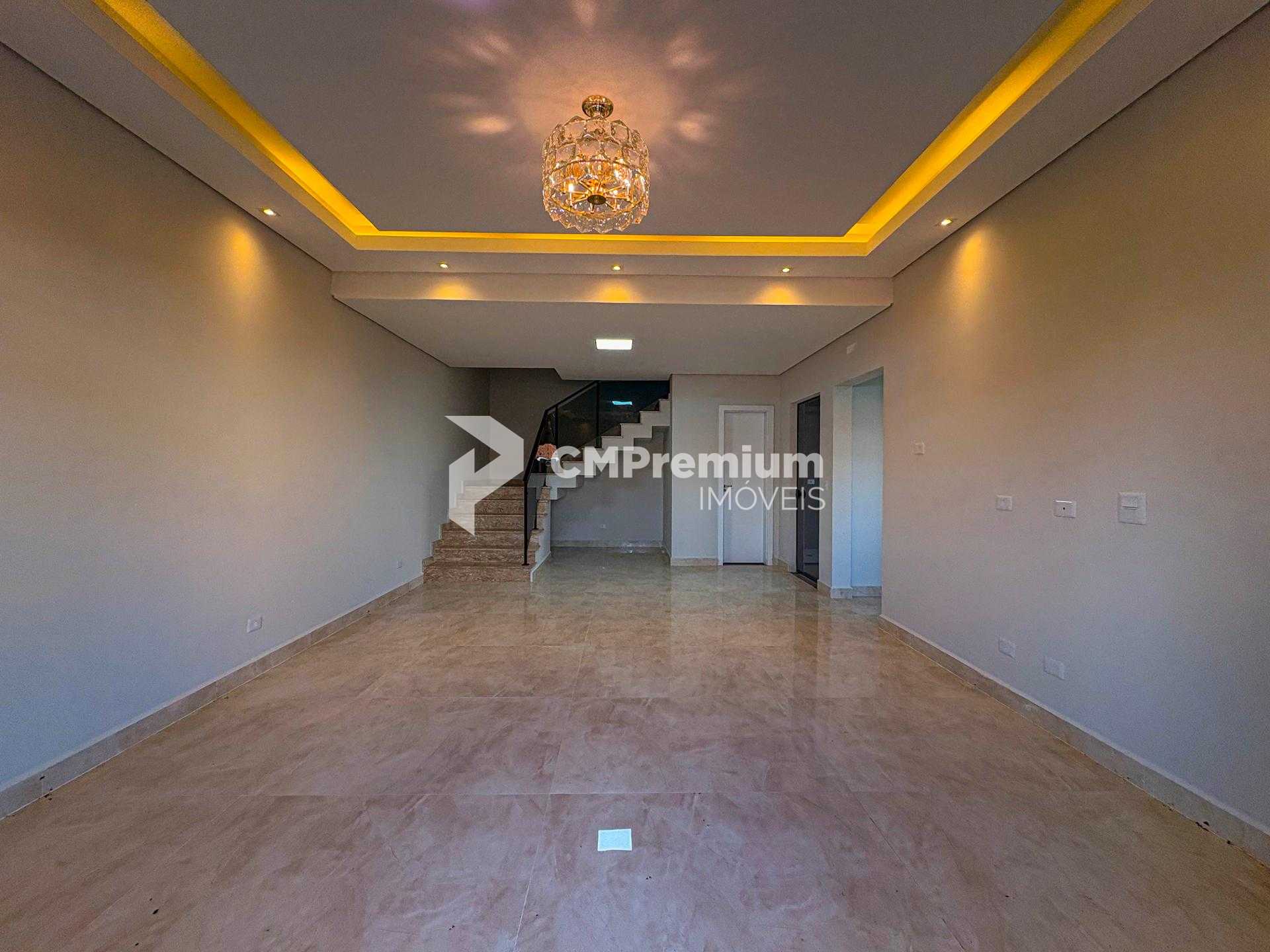 Sobrado à Venda no Bairro Iguaçu, Fazenda Rio Grande PR