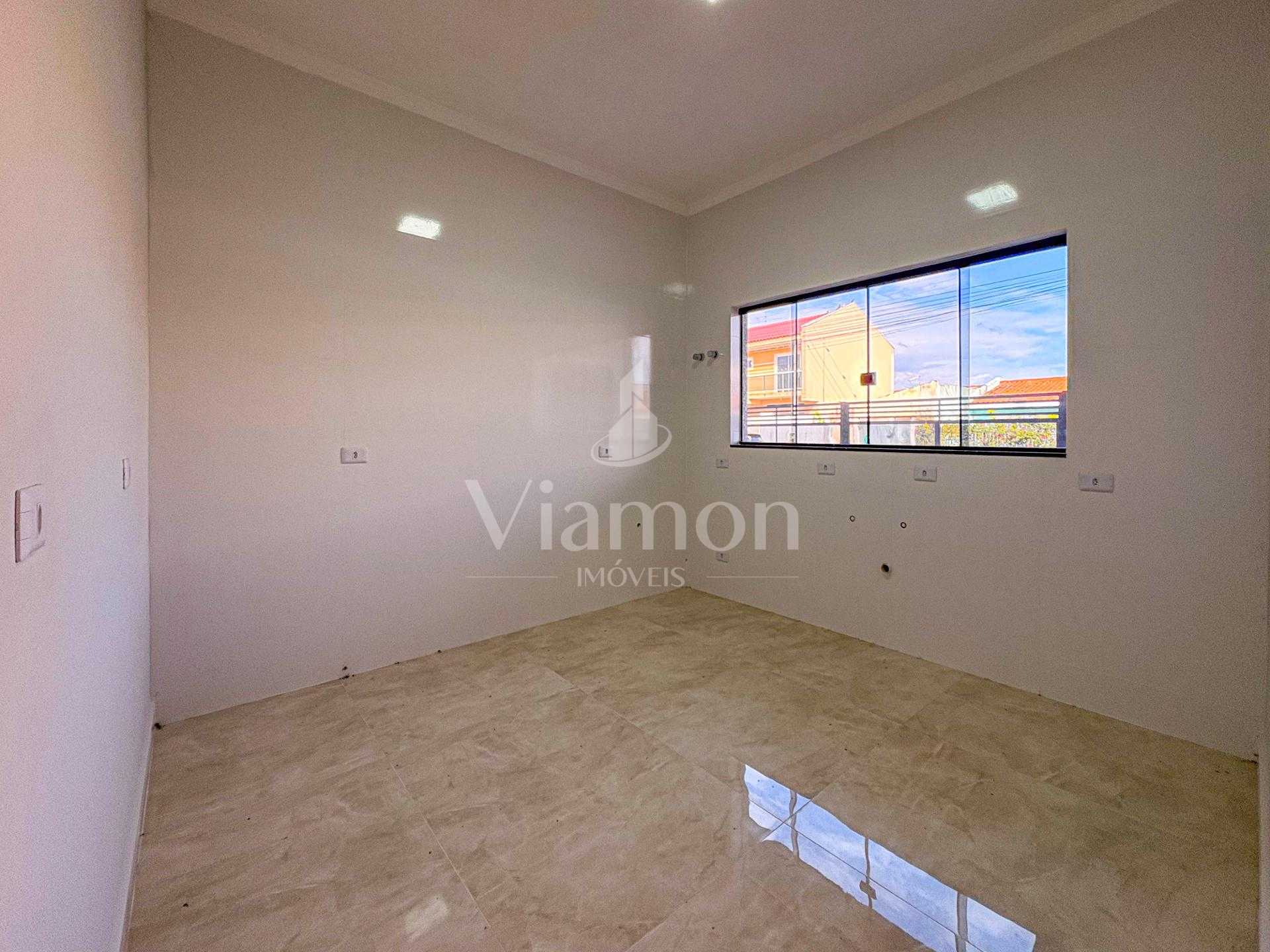 Sobrado à Venda no Bairro Iguaçu, Fazenda Rio Grande PR