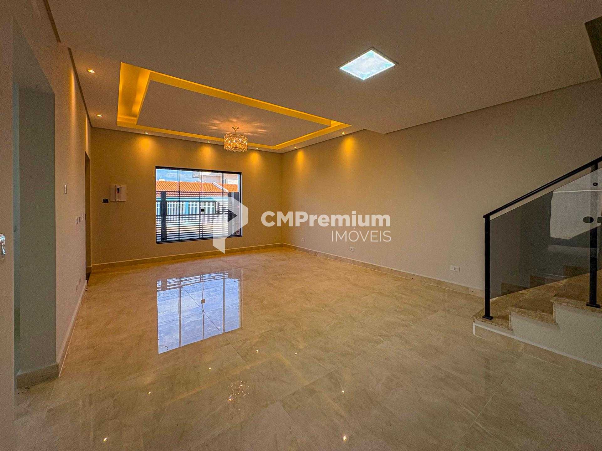 Sobrado à Venda no Bairro Iguaçu, Fazenda Rio Grande PR