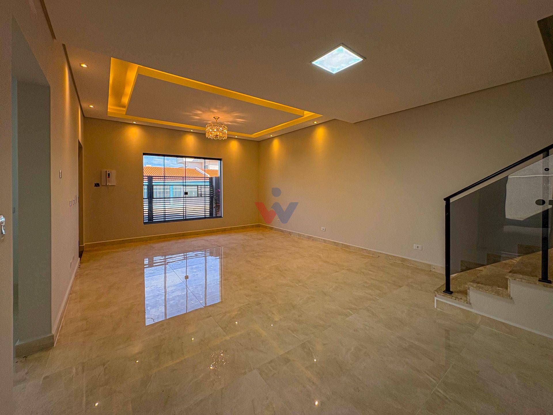 Sobrado à Venda no Bairro Iguaçu, Fazenda Rio Grande PR