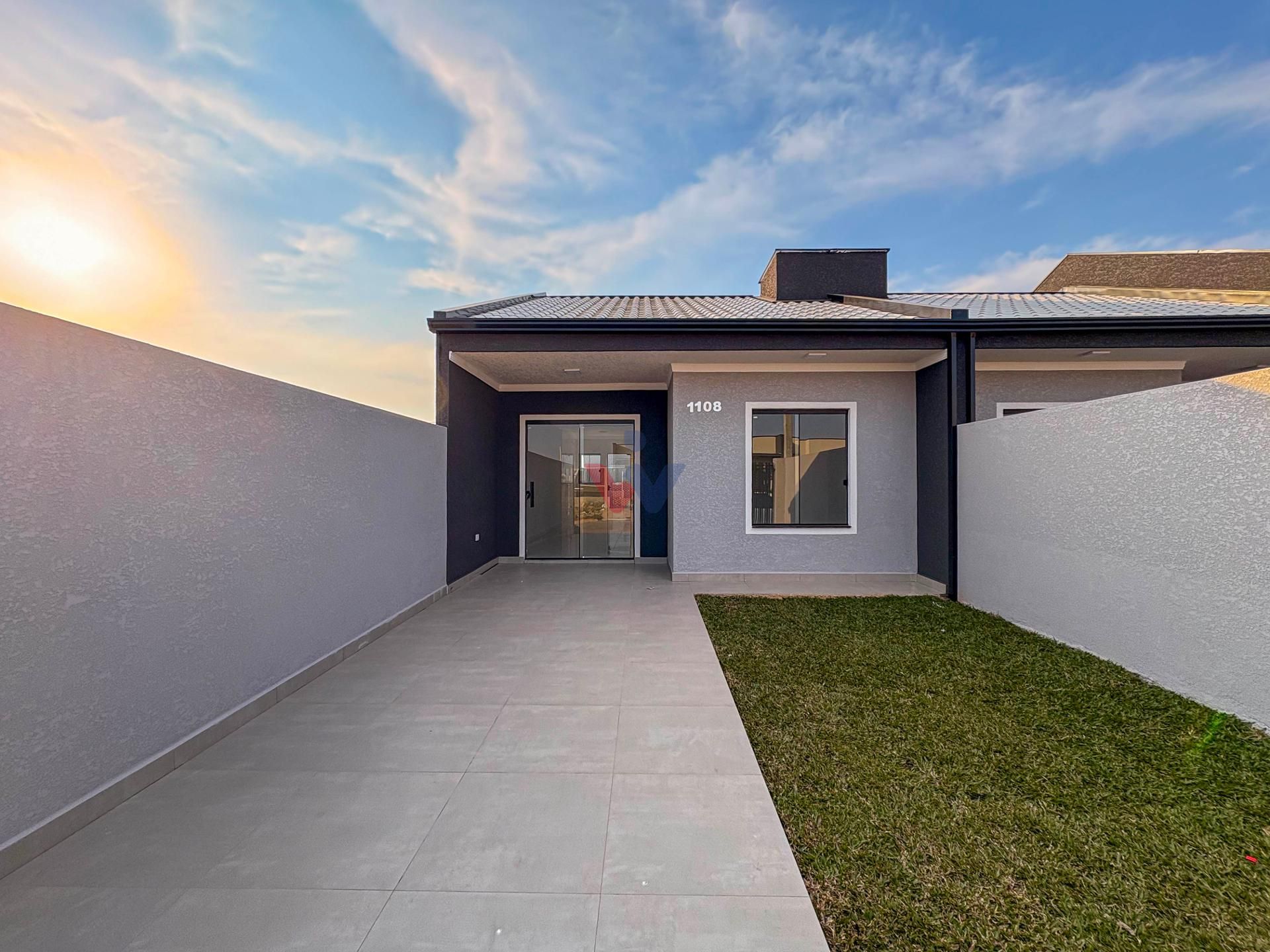 Casa com 3 Quartos no Residencial Caqui  Bairro Estados  50m 