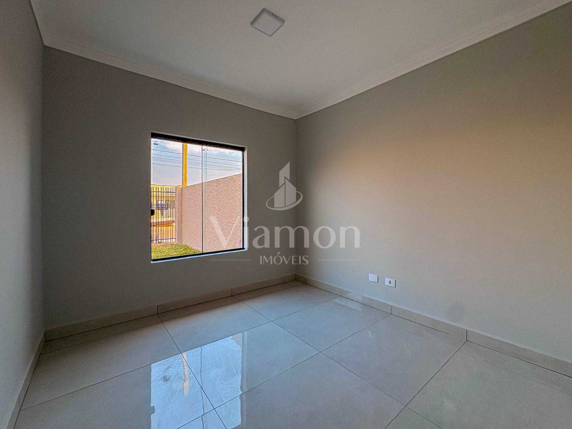 Casa com 3 Quartos no Residencial Caqui  Bairro Estados  50m 