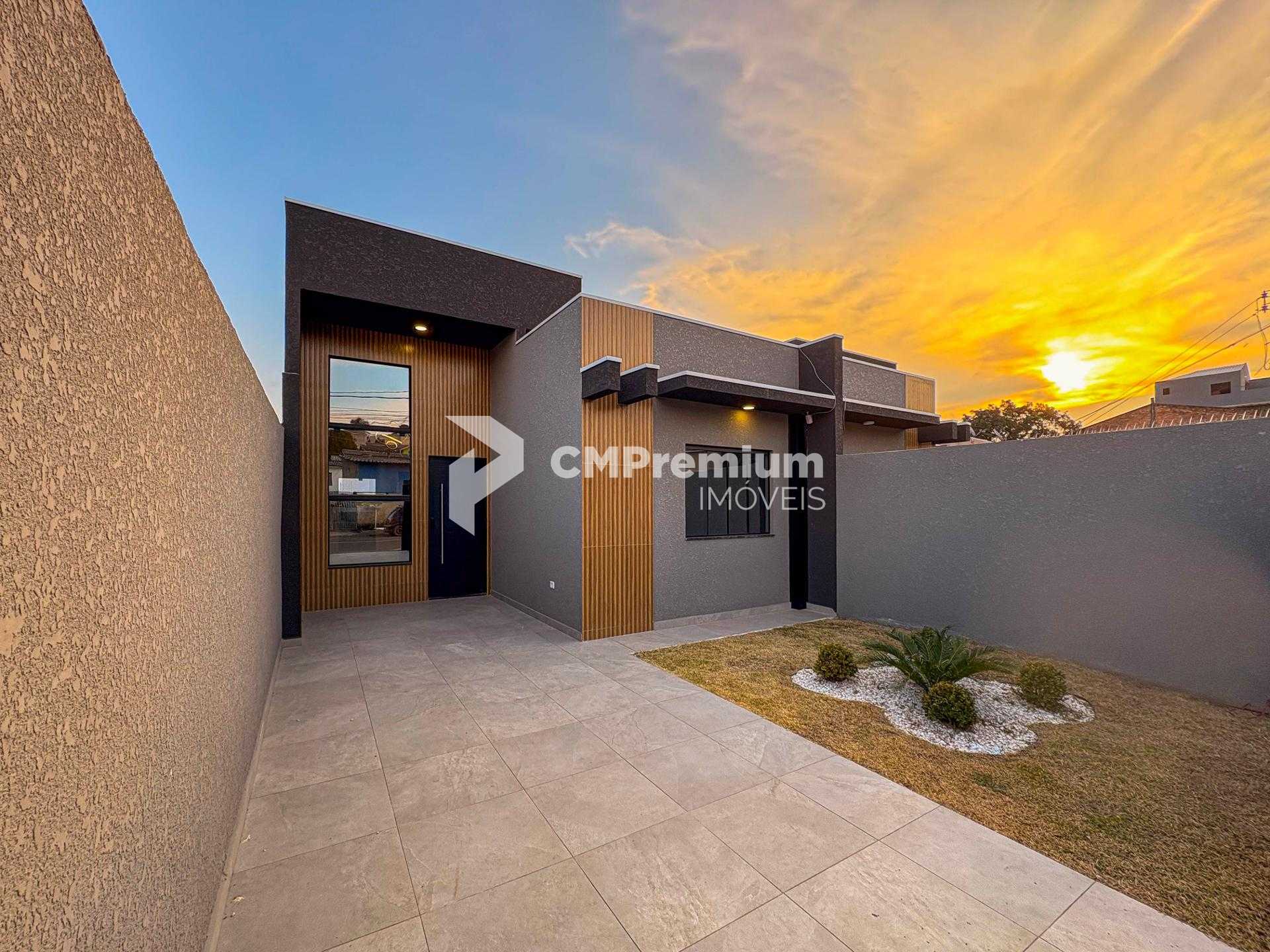 Casa Alto Padrão com Piscina e 3 Quartos no Iguaçu  Fazenda R...