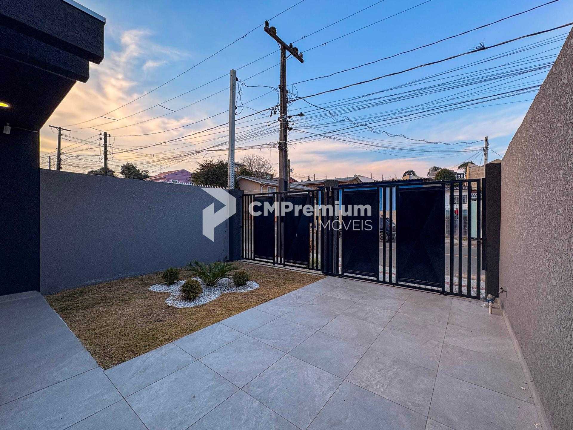 Casa Alto Padrão com Piscina e 3 Quartos no Iguaçu  Fazenda R...