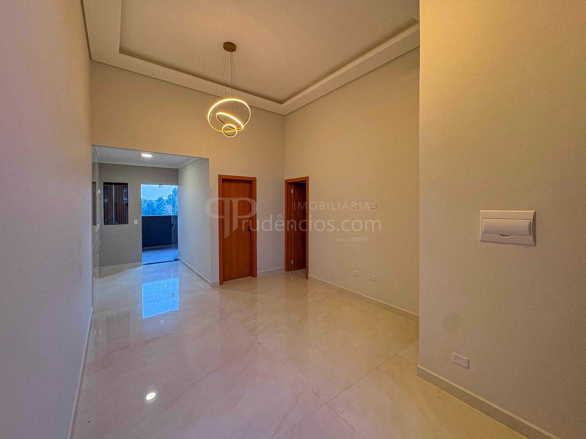 Casa Alto Padrão com Piscina e 3 Quartos no Iguaçu  Fazenda R...