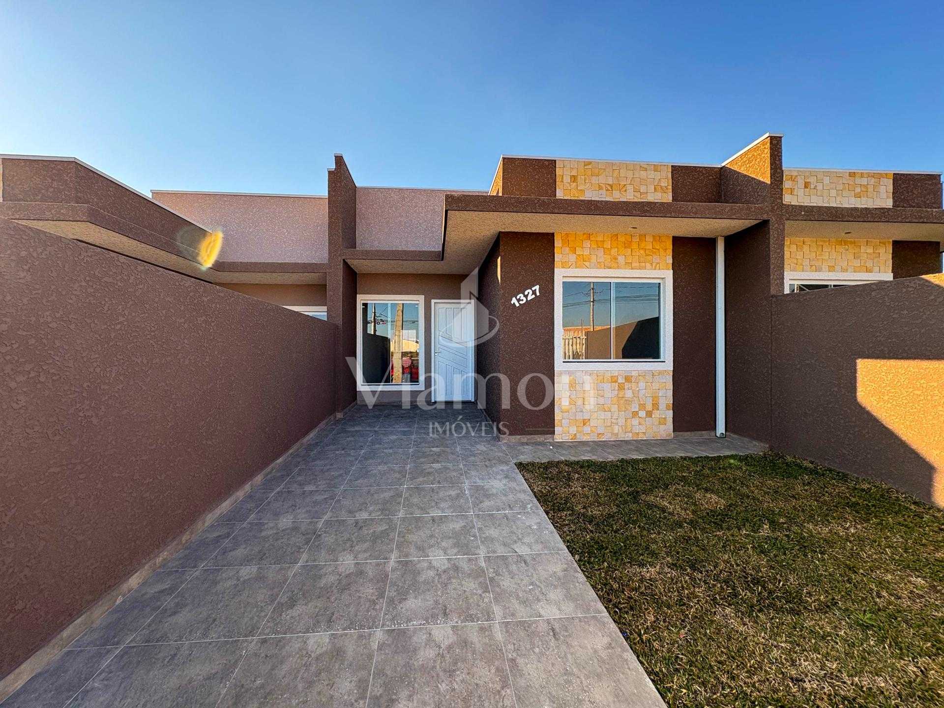 Casa 3 Quartos com Suíte no Gralha Azul  Pronta para Morar