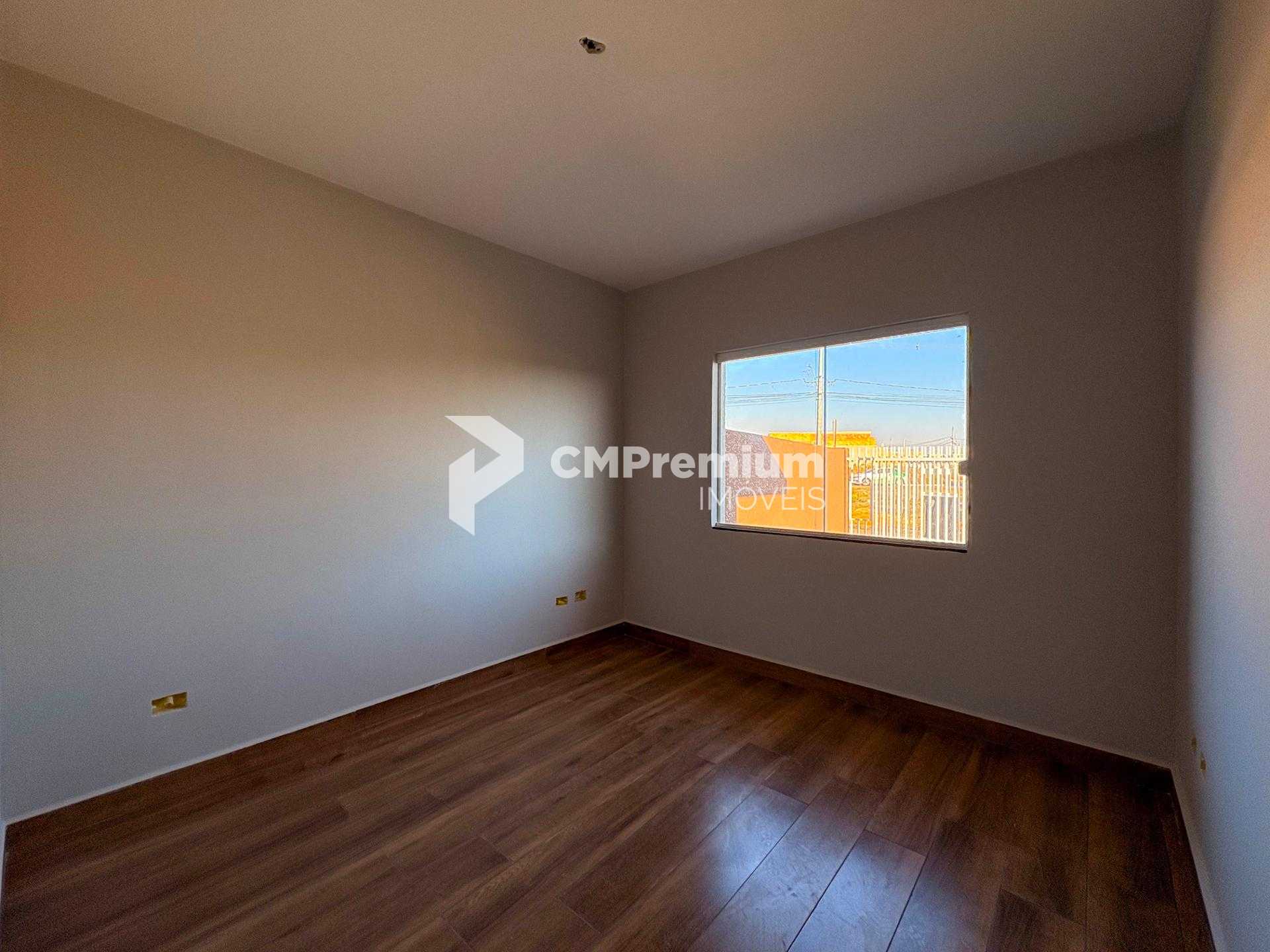 Casa 3 Quartos com Suíte no Gralha Azul  Pronta para Morar