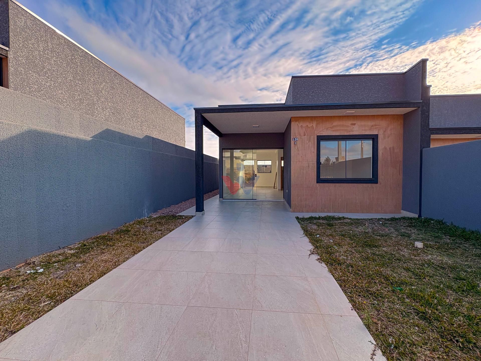 Casa com 2 Quartos e Churrasqueira no bairro Estados, Fazenda ...