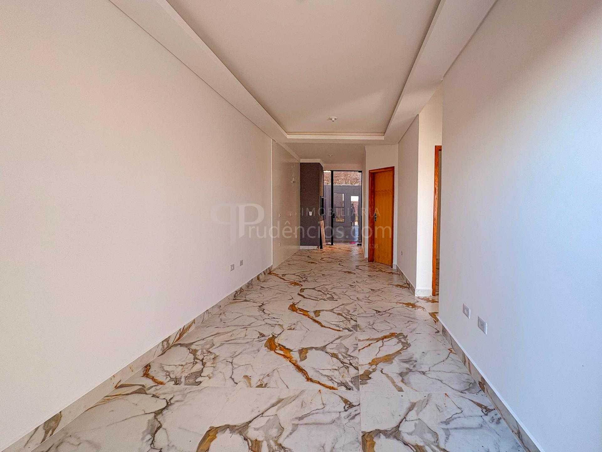 Casa com 3 Quartos  no Bairro  estados, Fazenda Rio Grande - PR