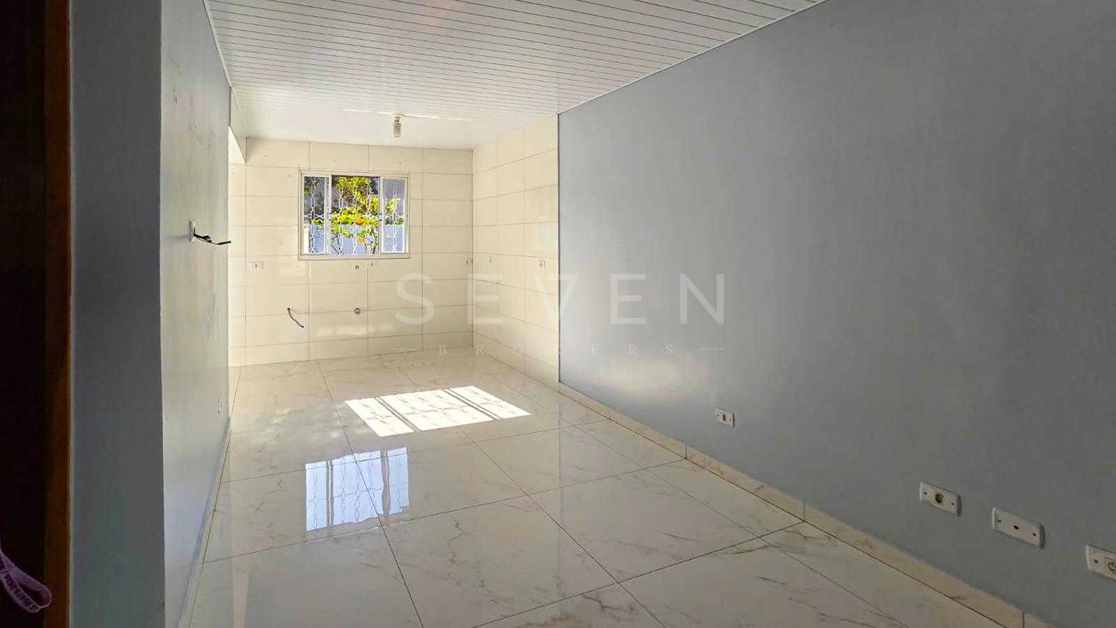 Casa 2 Quartos com Churrasqueira e Garagem Coberta  Fazenda R...