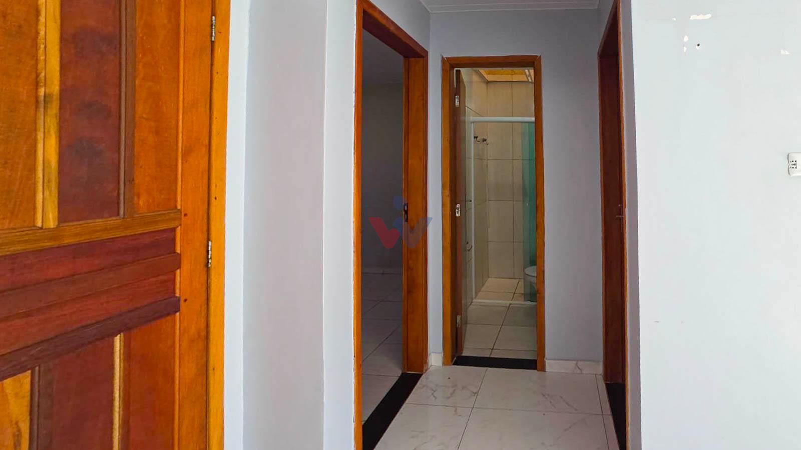 Casa 2 Quartos com Churrasqueira e Garagem Coberta  Fazenda R...