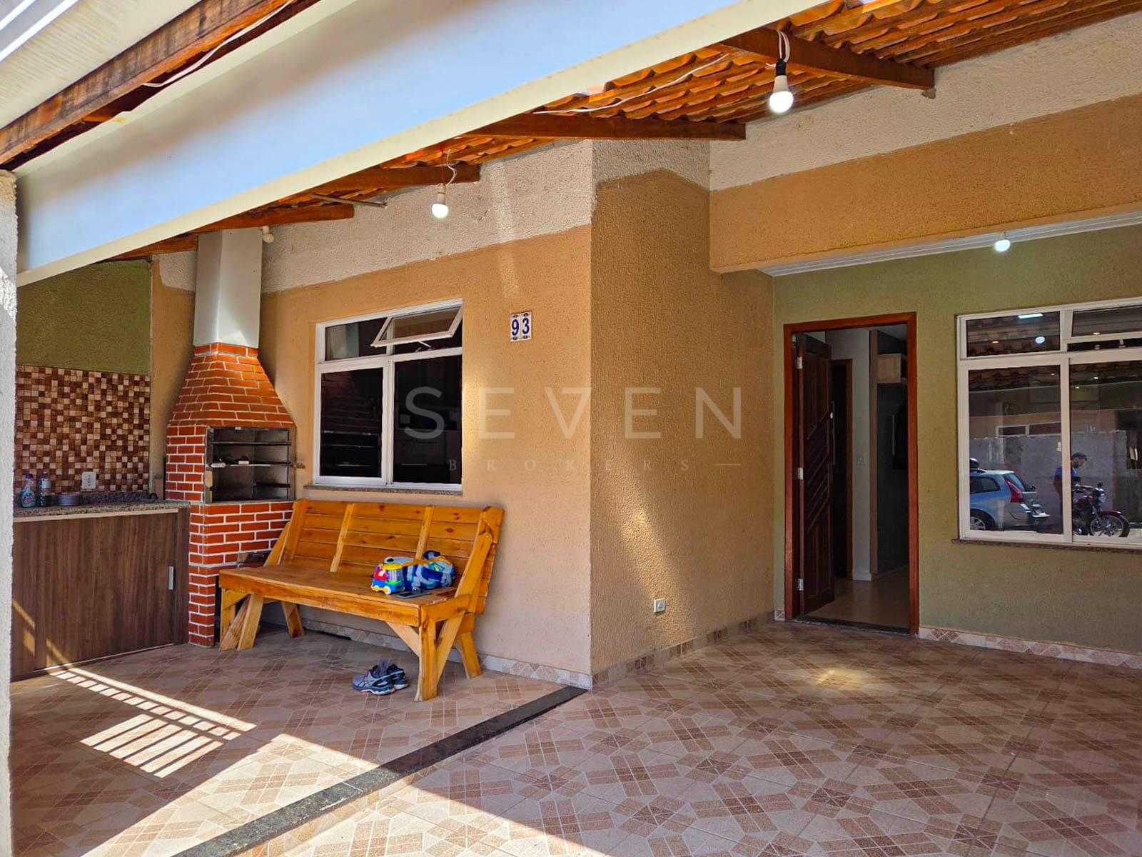 Casa em Condomínio com 2 Quartos e Planejados  Fazenda Rio Gr...