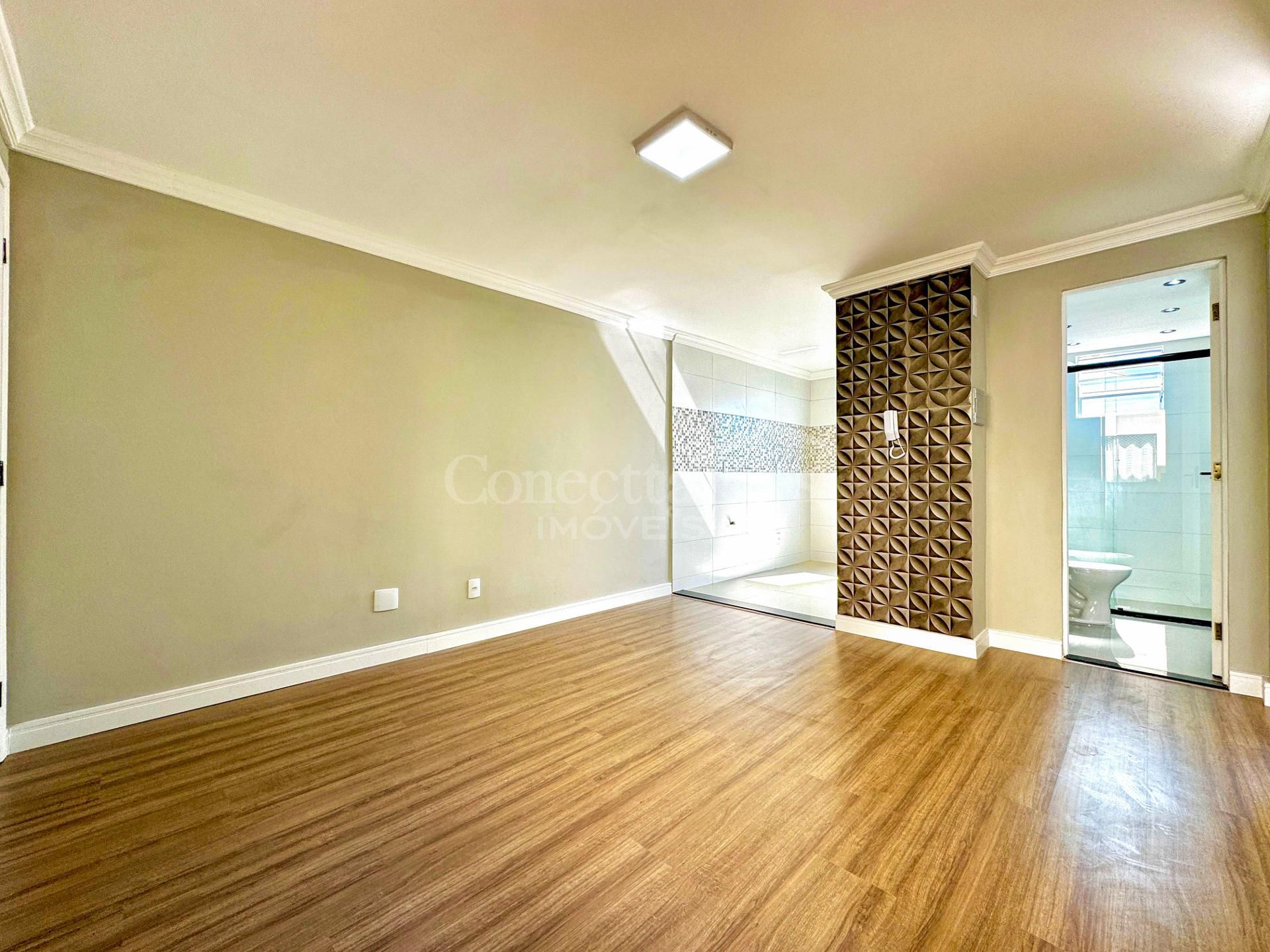 Apartamento 2 Quartos com Vaga Coberta no Sítio Cercado  Curi...