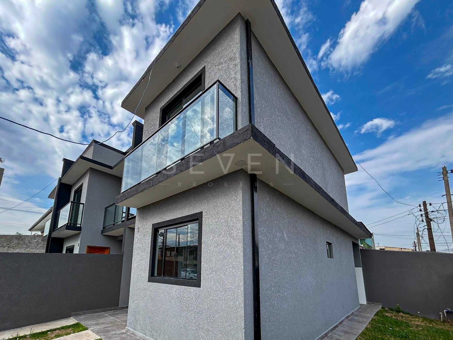 Sobrado de Esquina 3 Quartos com Churrasqueira no Umbará  Cur...