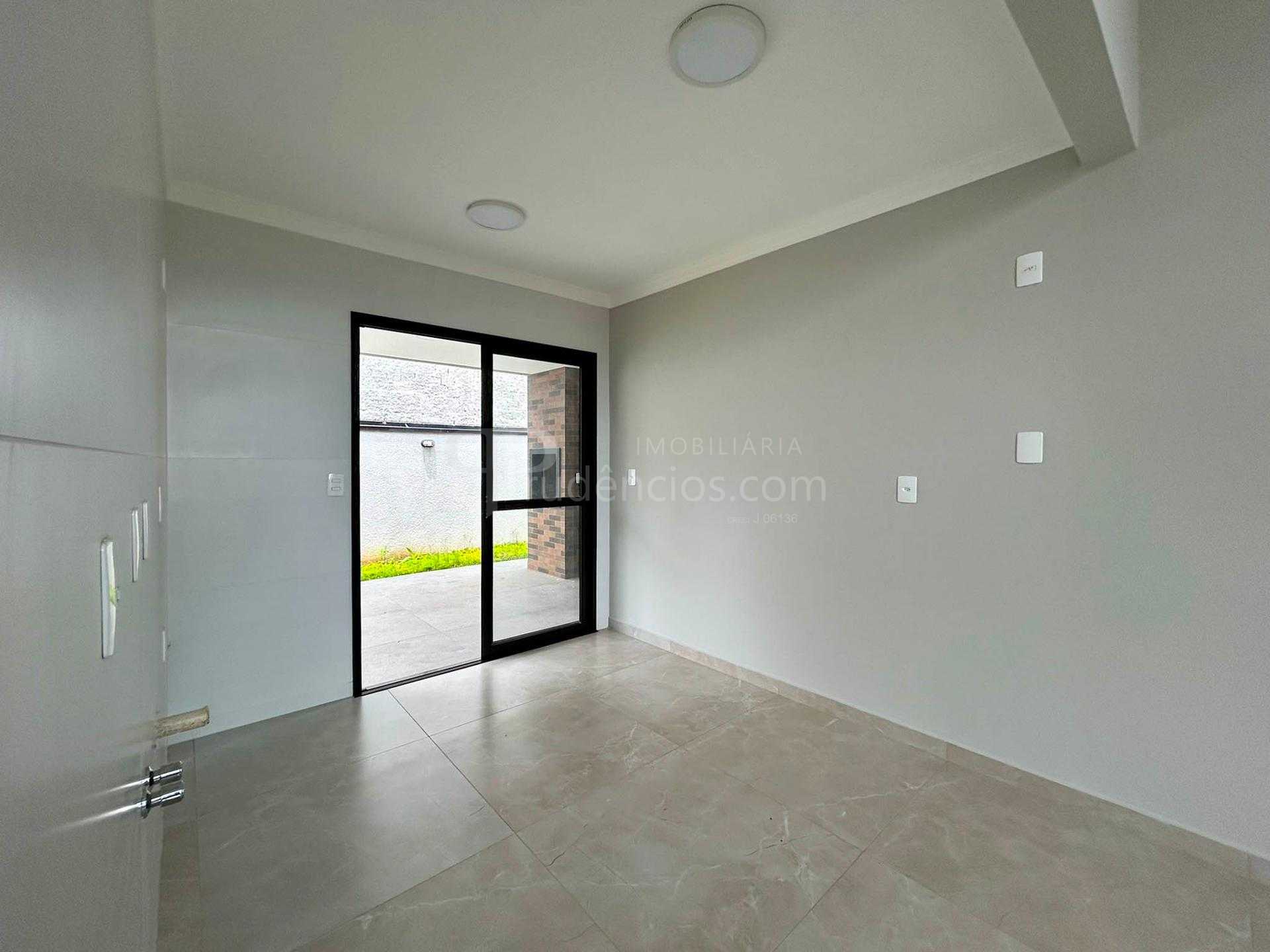 Casa 3 Quartos com Suíte e Área Gourmet no Green Field - Eucal...