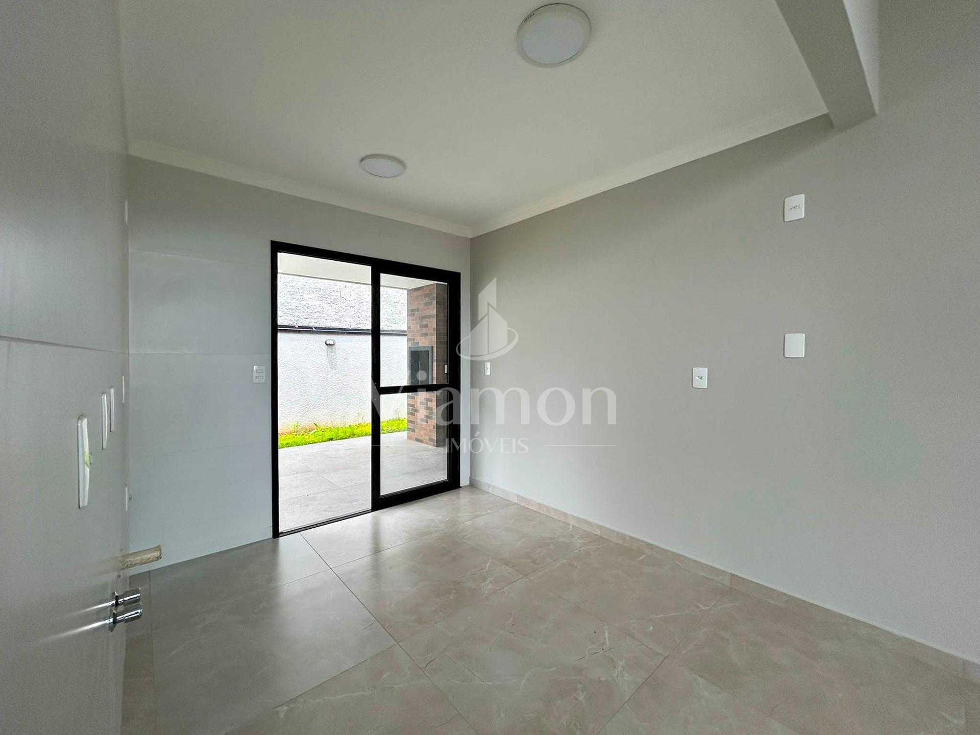 Casa 3 Quartos com Suíte e Área Gourmet no Green Field - Eucal...