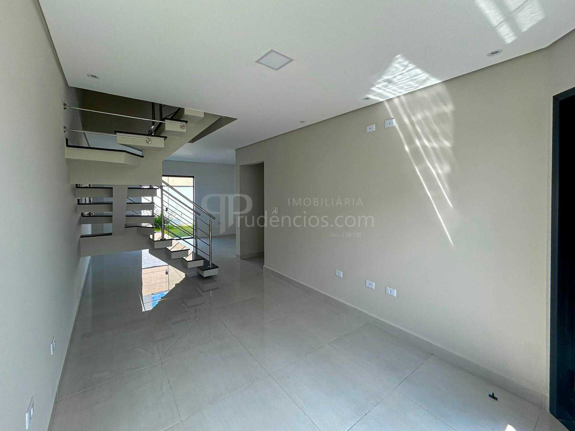 Sobrado de Esquina com Suíte e Churrasqueira - Eucaliptos, FRG