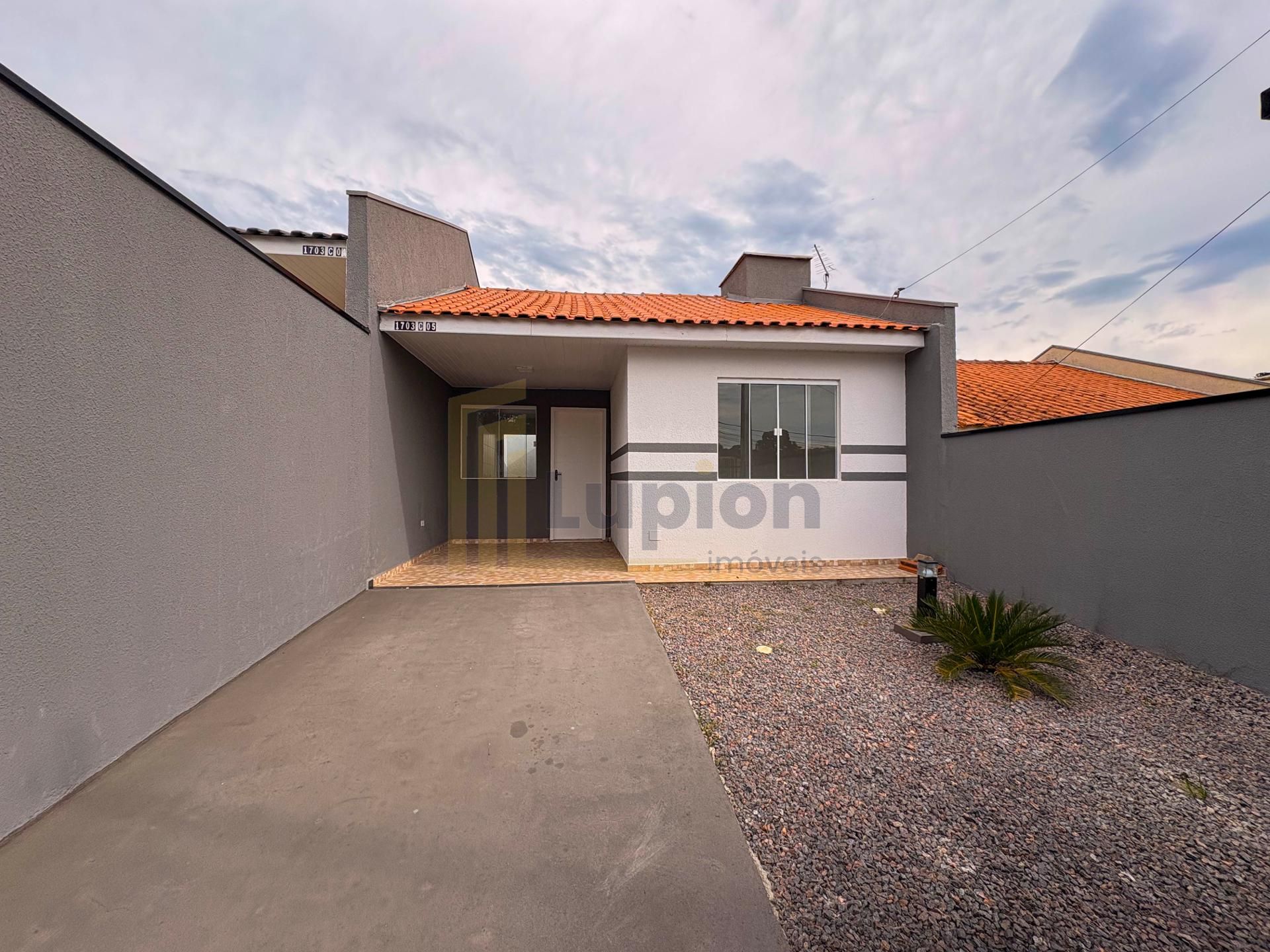 Casa 2 Quartos com Área de Serviço Coberta - BairroJardim Vene...