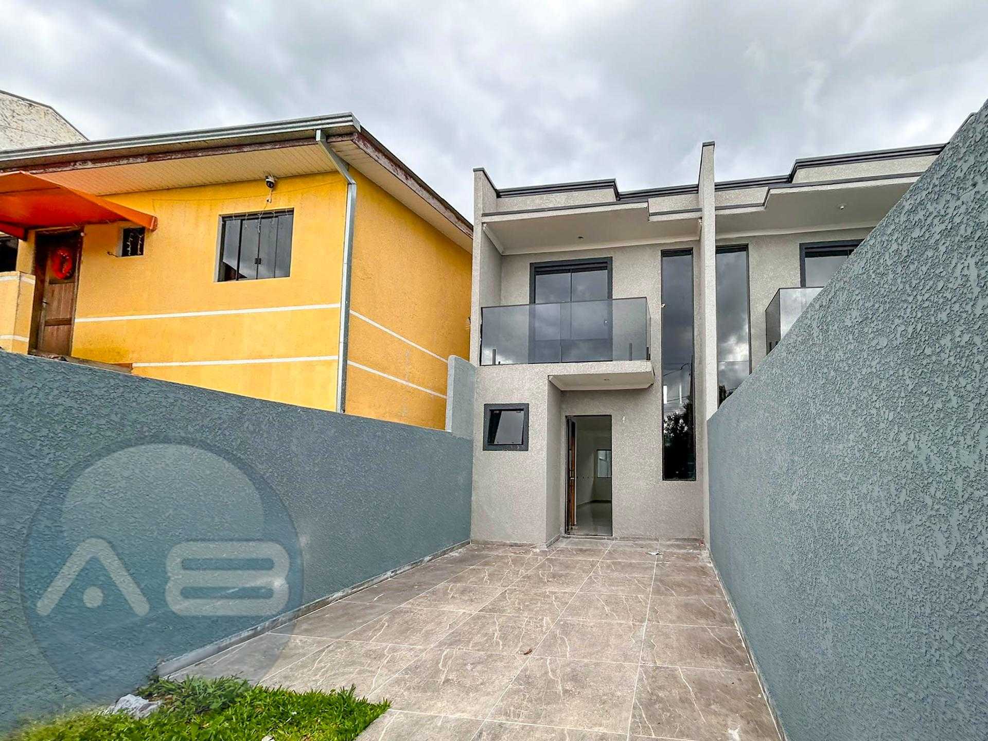 Sobrado 3 Quartos com ?rea Gourmet e Varanda no Tatuquara - Cu...