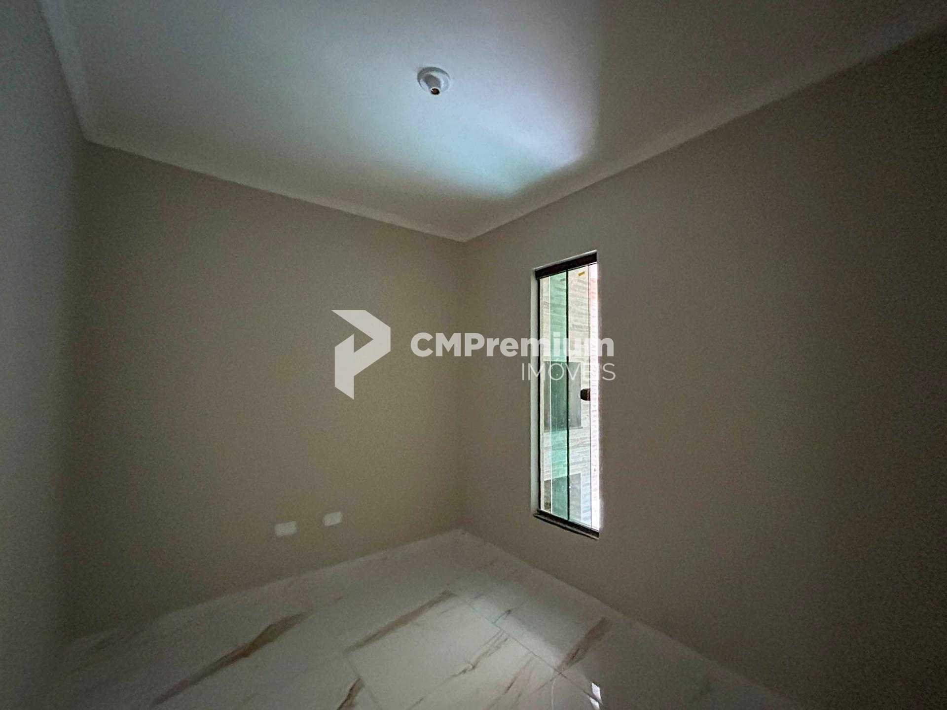 Casa 2 Quartos com Churrasqueira no Tatuquara - Curitiba