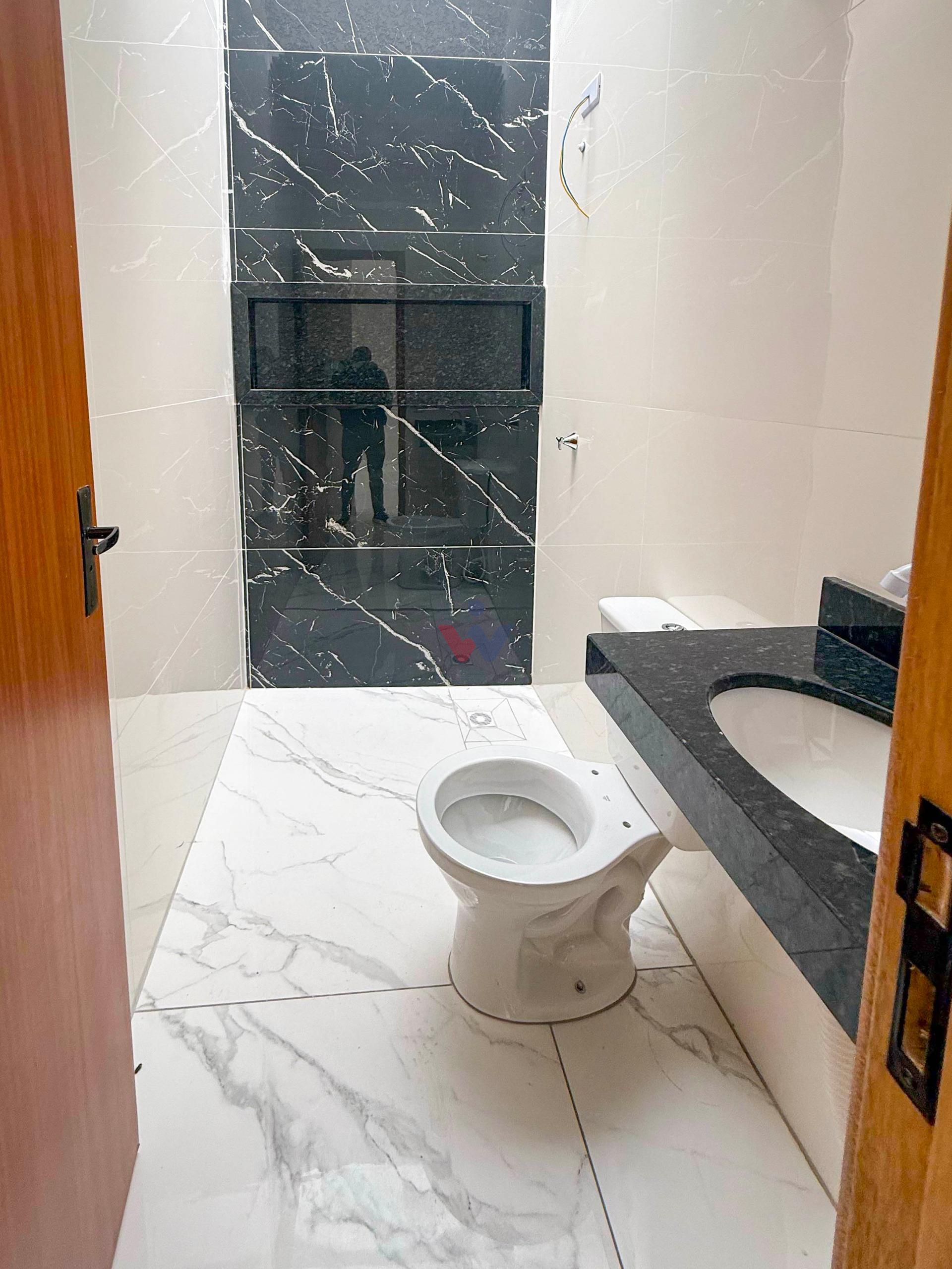 Casa 3 Quartos, 60m  em Terreno 6x20 - Fazenda Rio Grande