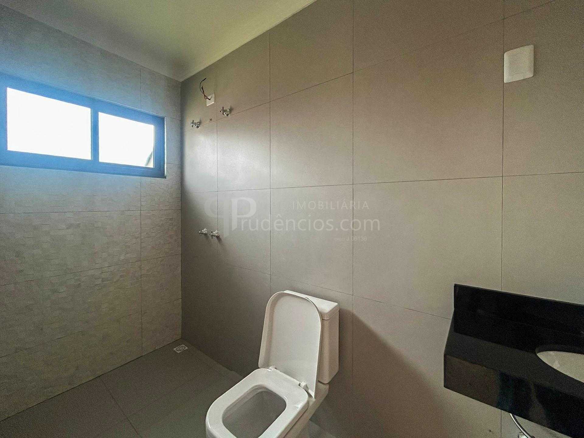 Casa 3 Quartos com Suíte e Área Gourmet no Bairro Eucaliptos