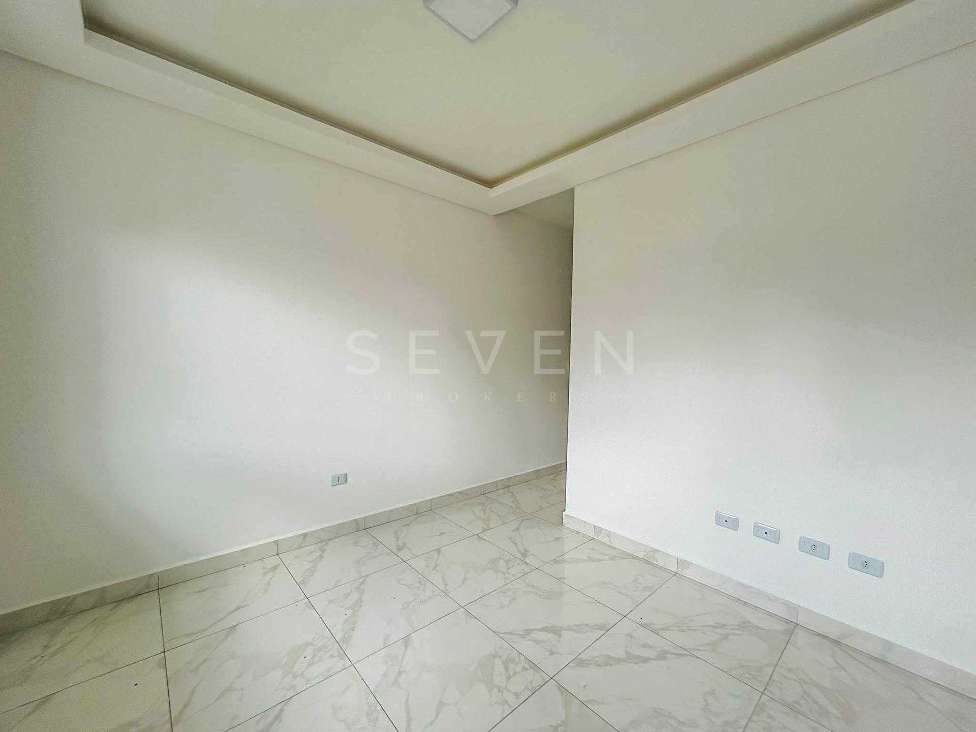 Casa 3 Quartos com Amplo Terreno no Bairro Nações - Fazenda Ri...