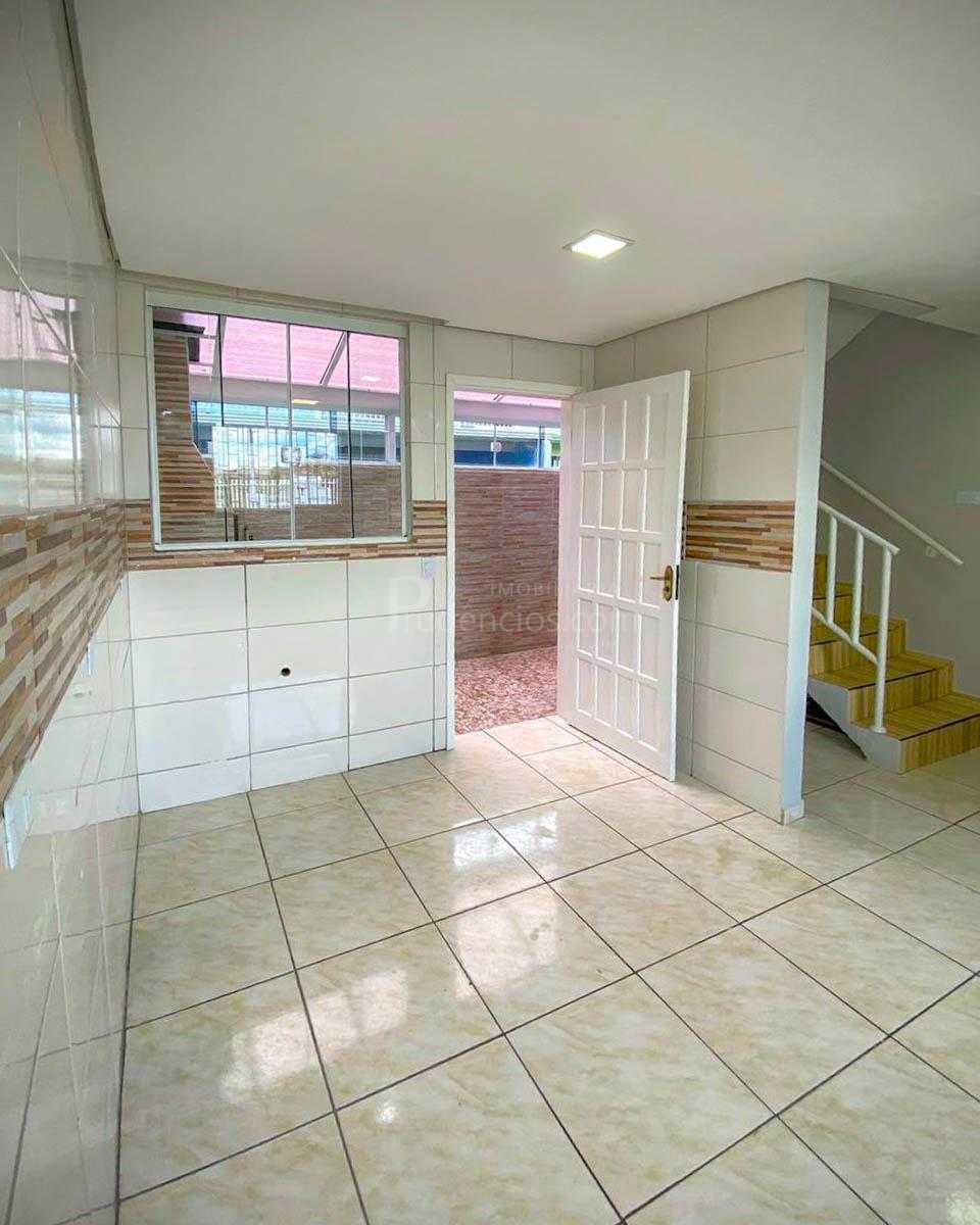 Sobrado Reformado com 3 Quartos e Espaço Gourmet no Nações em ...