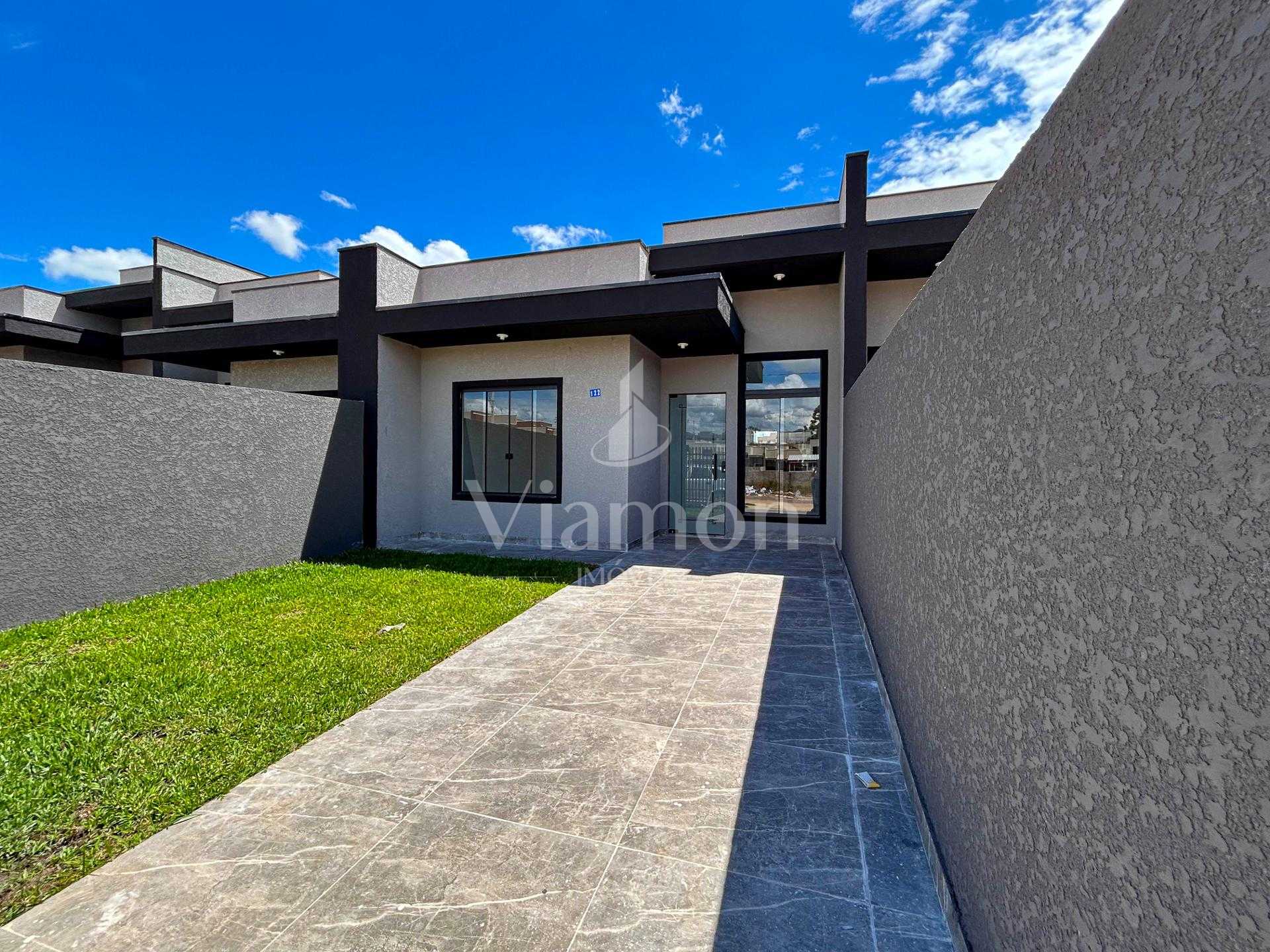 Casa 3 Quartos com Churrasqueira no Bairro Nações - Fazenda ri...