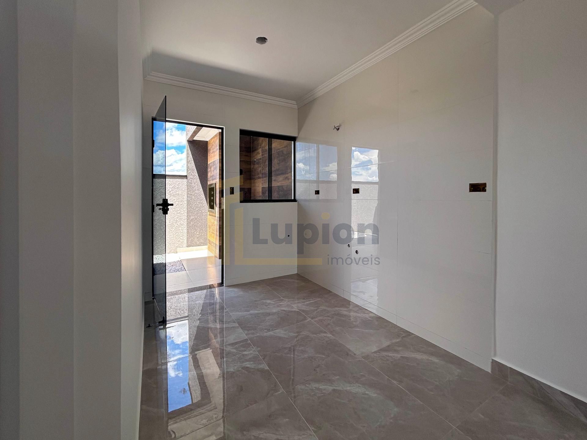 Casa Alto Padrão com 3 Quartos é Suite  em Fazenda Rio Grande