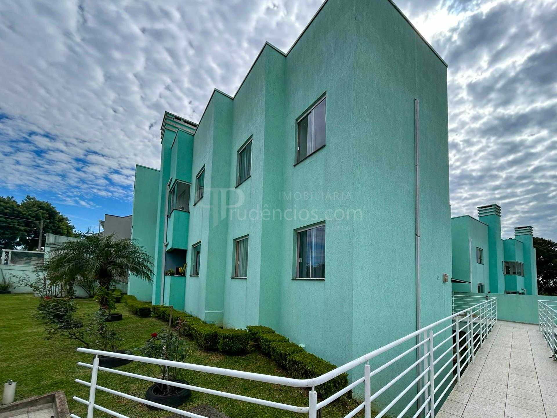 Apartamento Semi Mobiliado com 2 Quartos e Sacada com Churrasq...