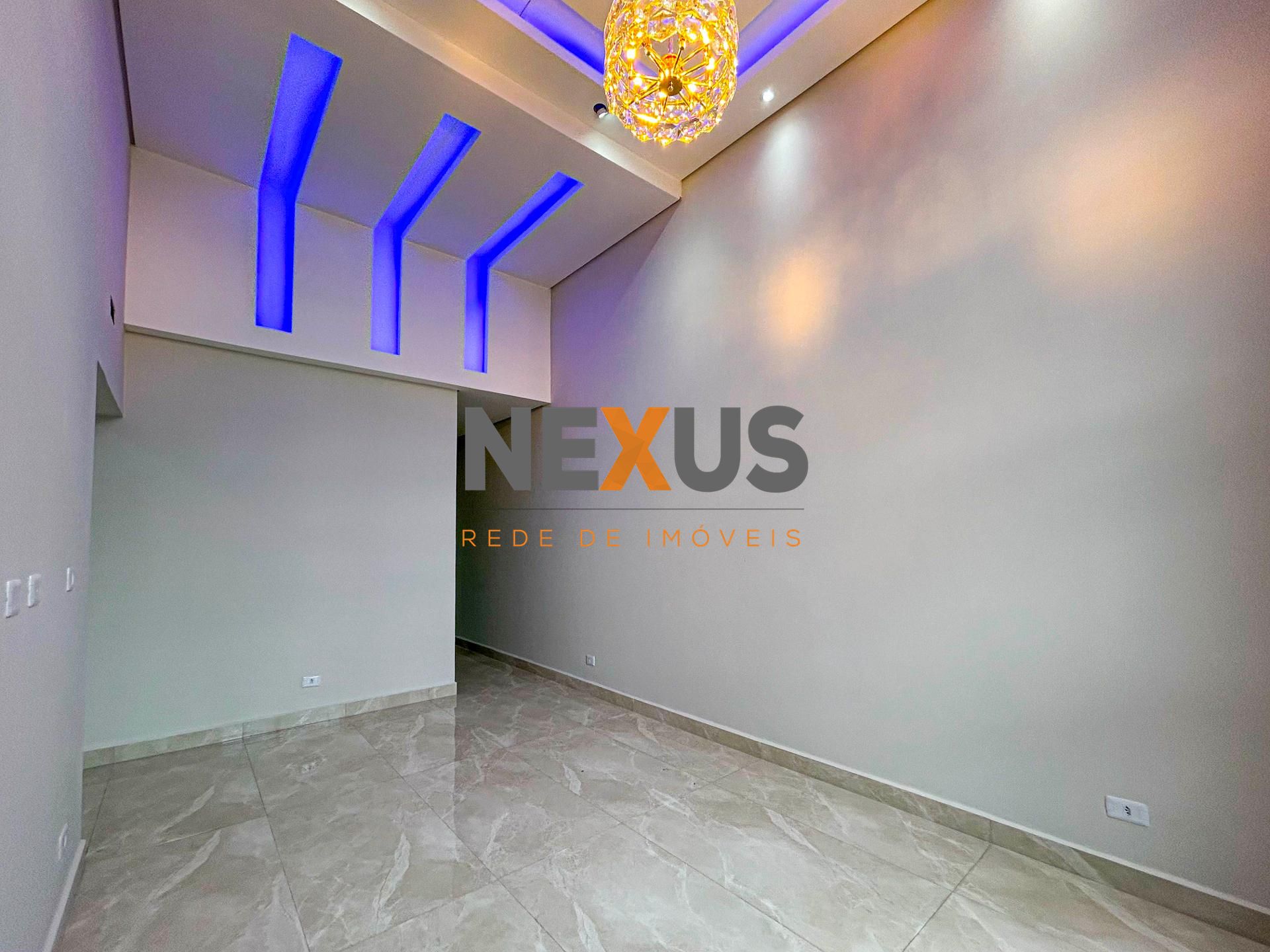 Casa Alto Padrão com Suíte, Piscina e Área Gourmet no Nações