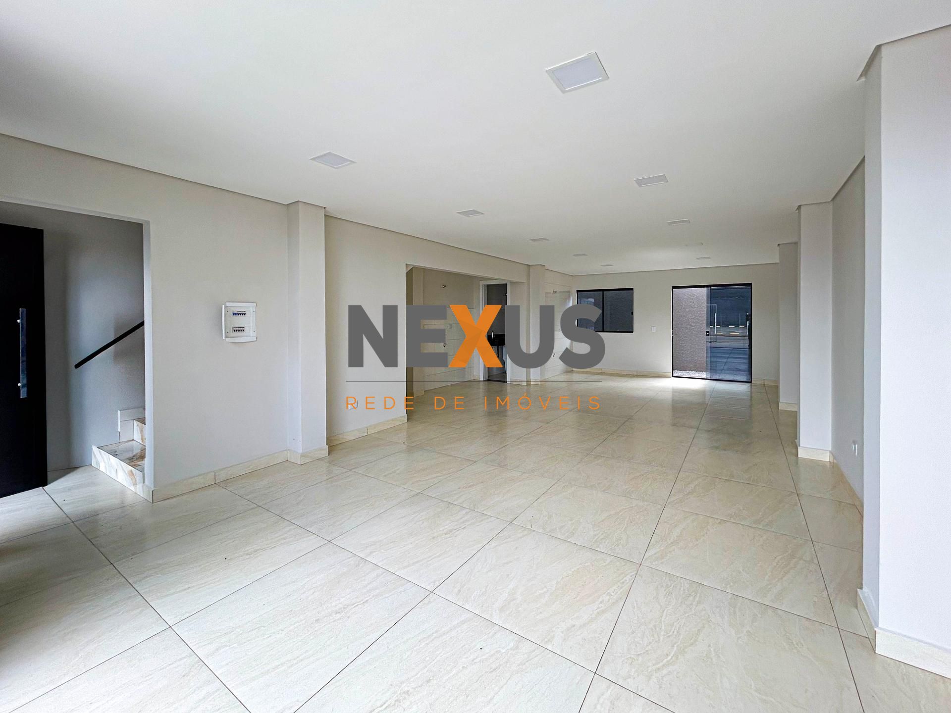 Sobrado 3 quartos com suite no Centro de Fazenda Rio Grande