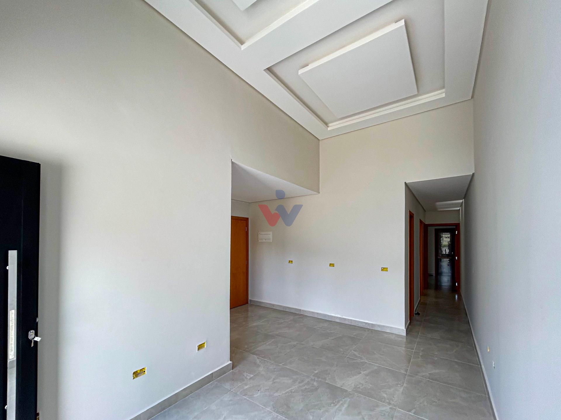 Casa 3 Quartos com Suíte, Área Gourmet e Pé Direito Alto - Faz...