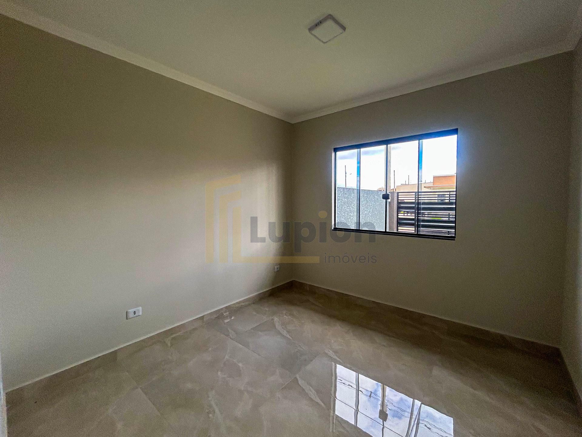 Casa com 3 Quartos com suíte e Área Gourmet em  Fazenda Rio Gr...