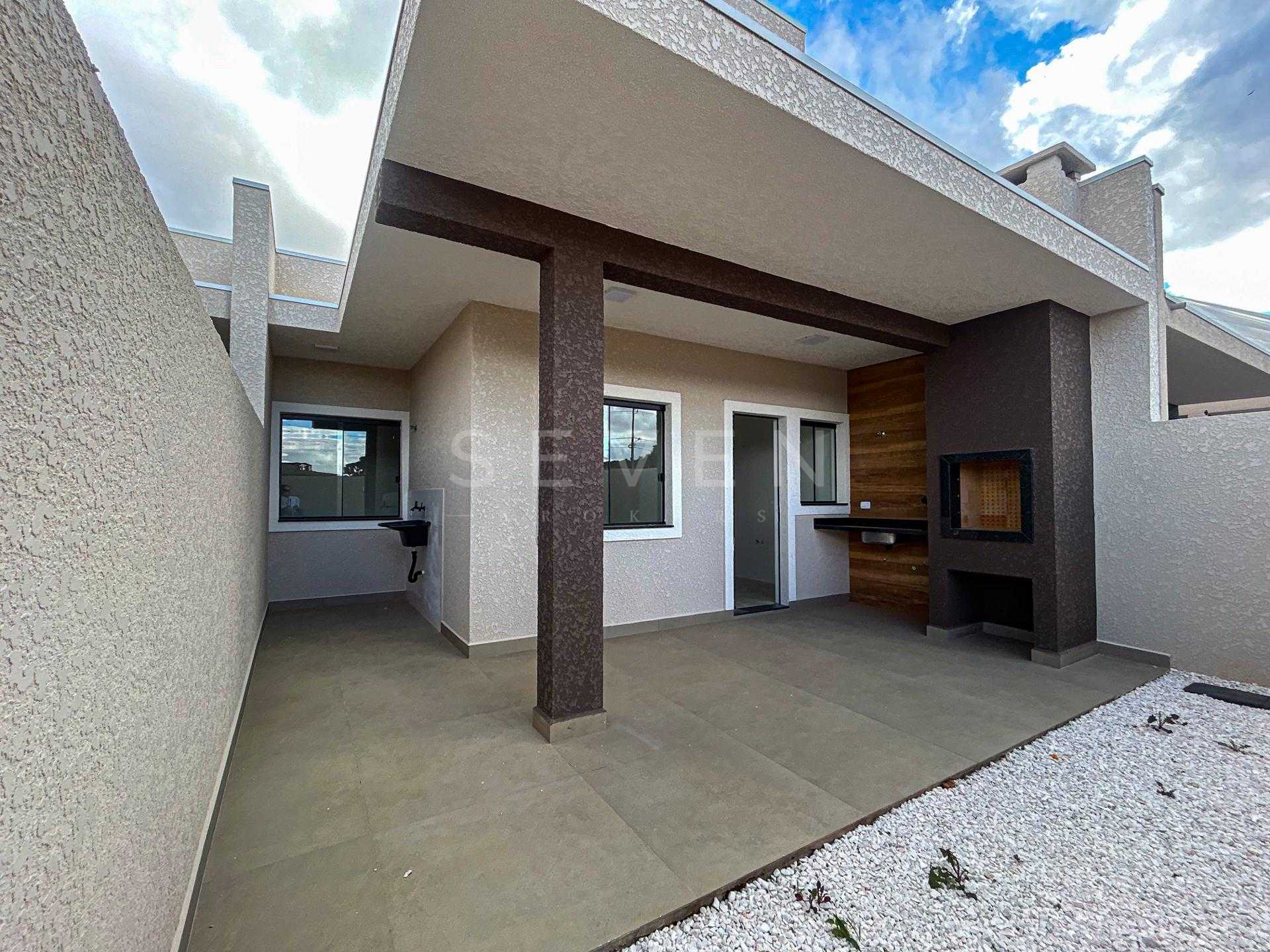 Casa 3 Quartos com Suíte e Área Gourmet no Bairro Eucaliptos