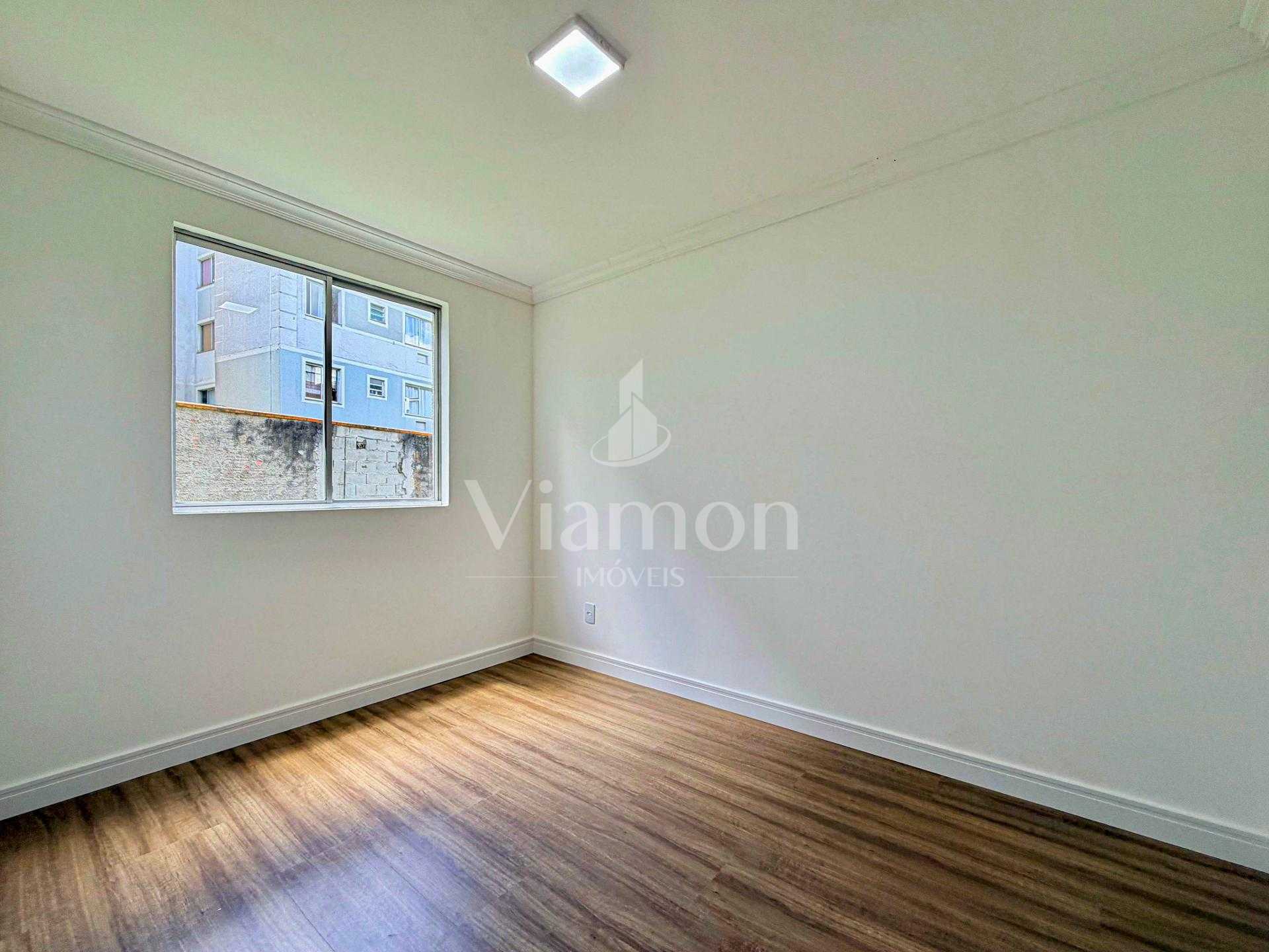 Apartamento Térreo com 2 Quartos e Vaga Demarcada em São José ...