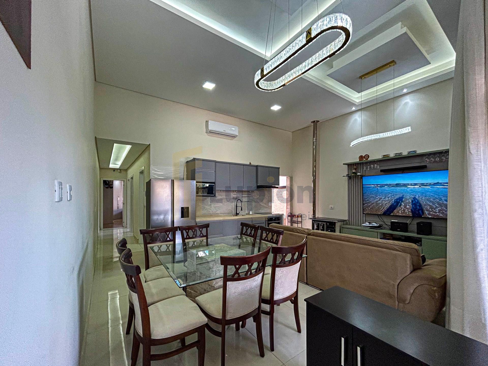 Casa Alto Padrão com Piscina e Área Gourmet no Centro de Fazen...